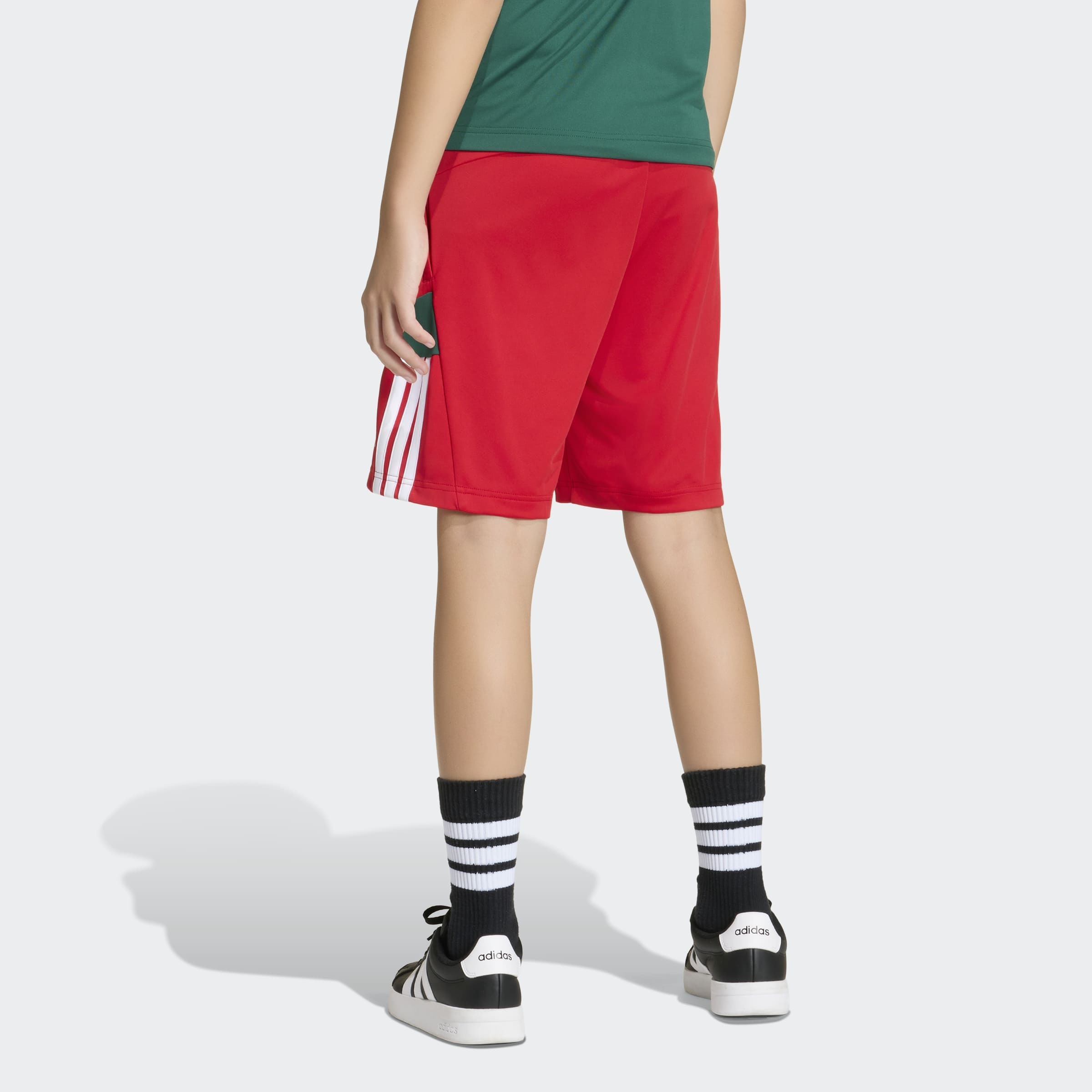 adidas Sportswear Shorts »HOUSE OF TIRO«  Kinder Shorts, sportlicher Stil, mit Kordelverschluss