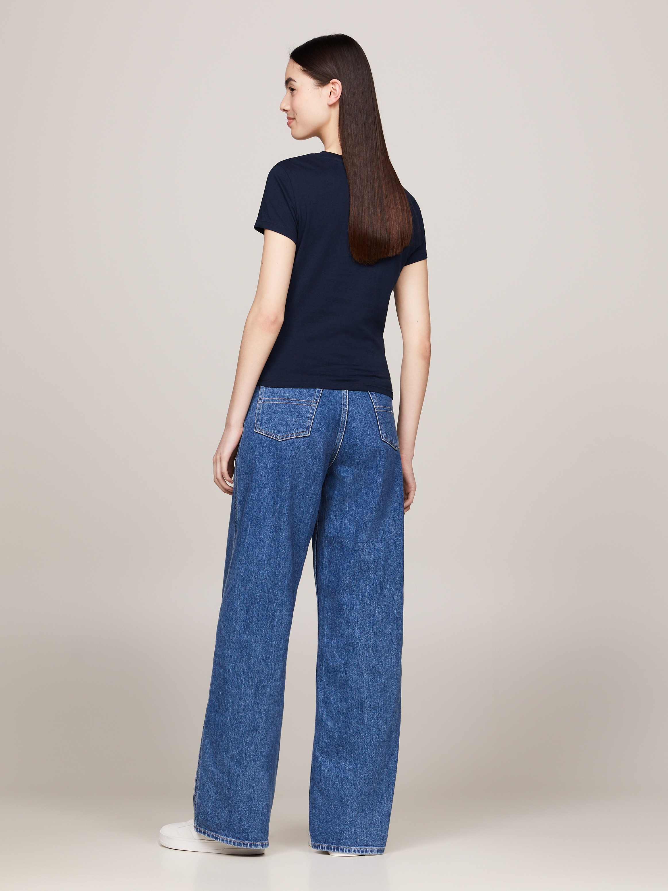 Tommy Jeans T-Shirt »TJW SLIM LINEAR TEE EXT«, mit Logo-Schriftzug