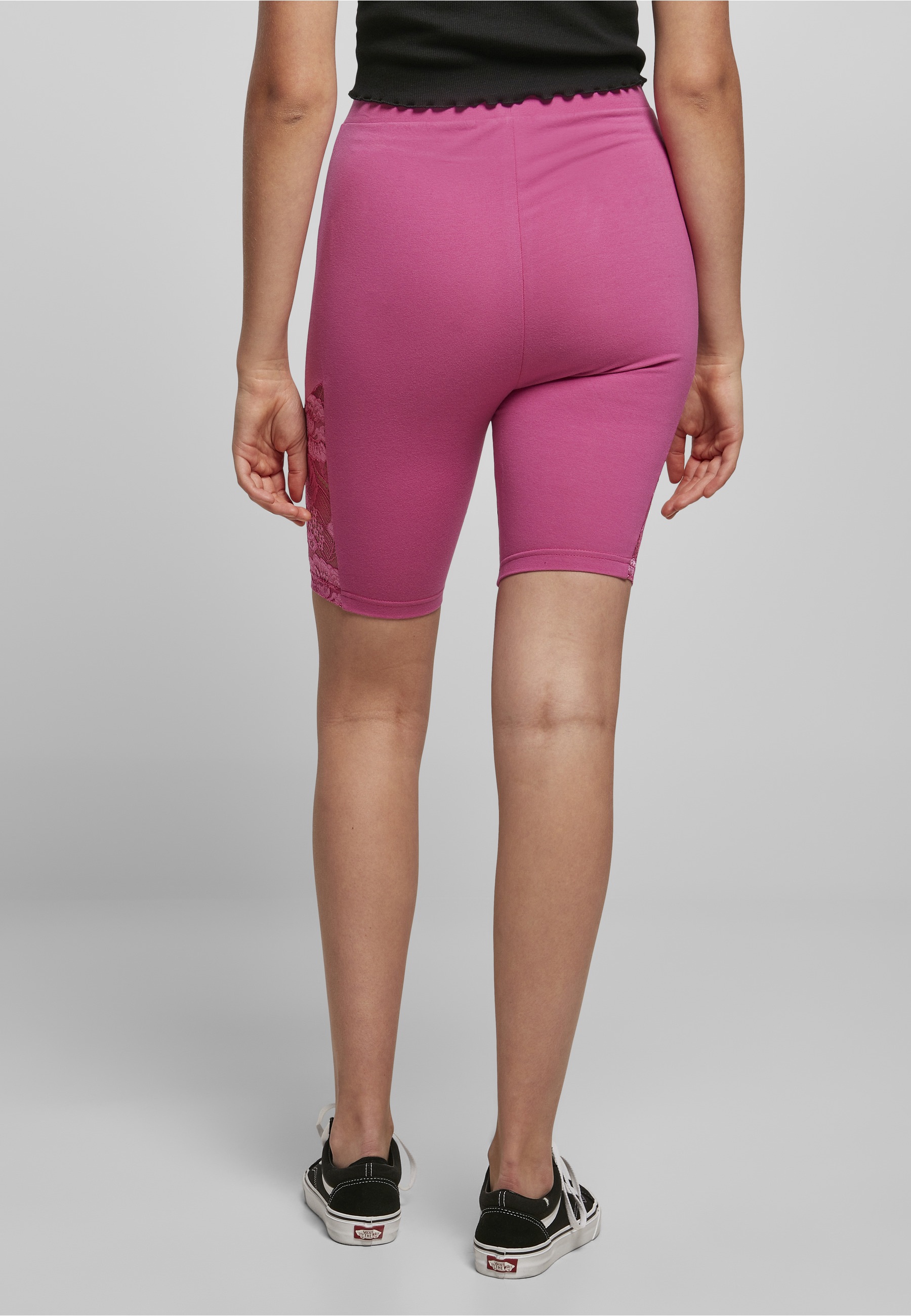 URBAN CLASSICS Radlerhose »Urban Classics Damen Ladies High Waist Lace Inset Cycle Shorts«