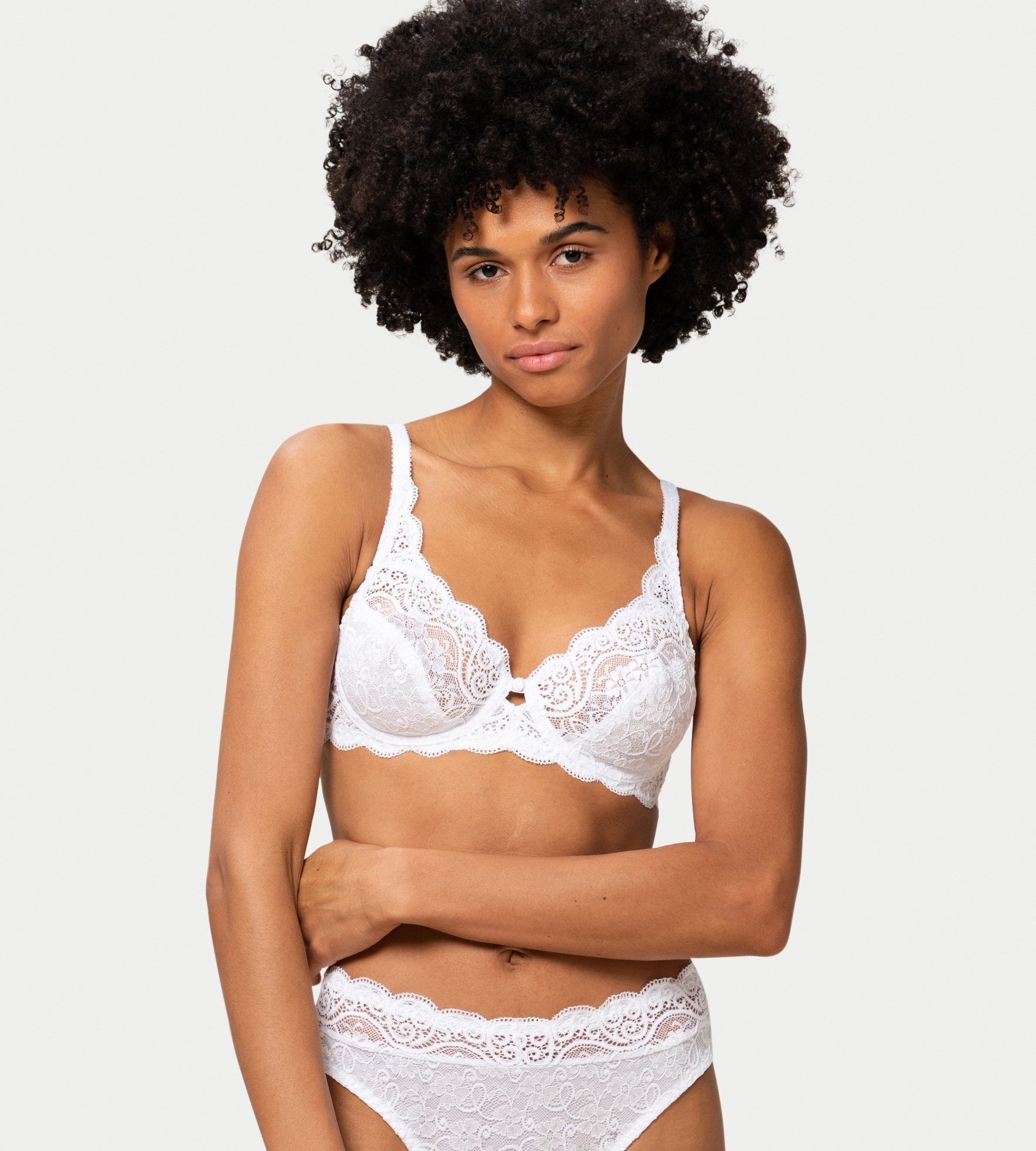 Triumph Bügel-BH "Amourette 300" mit floraler Stretch-Spitze