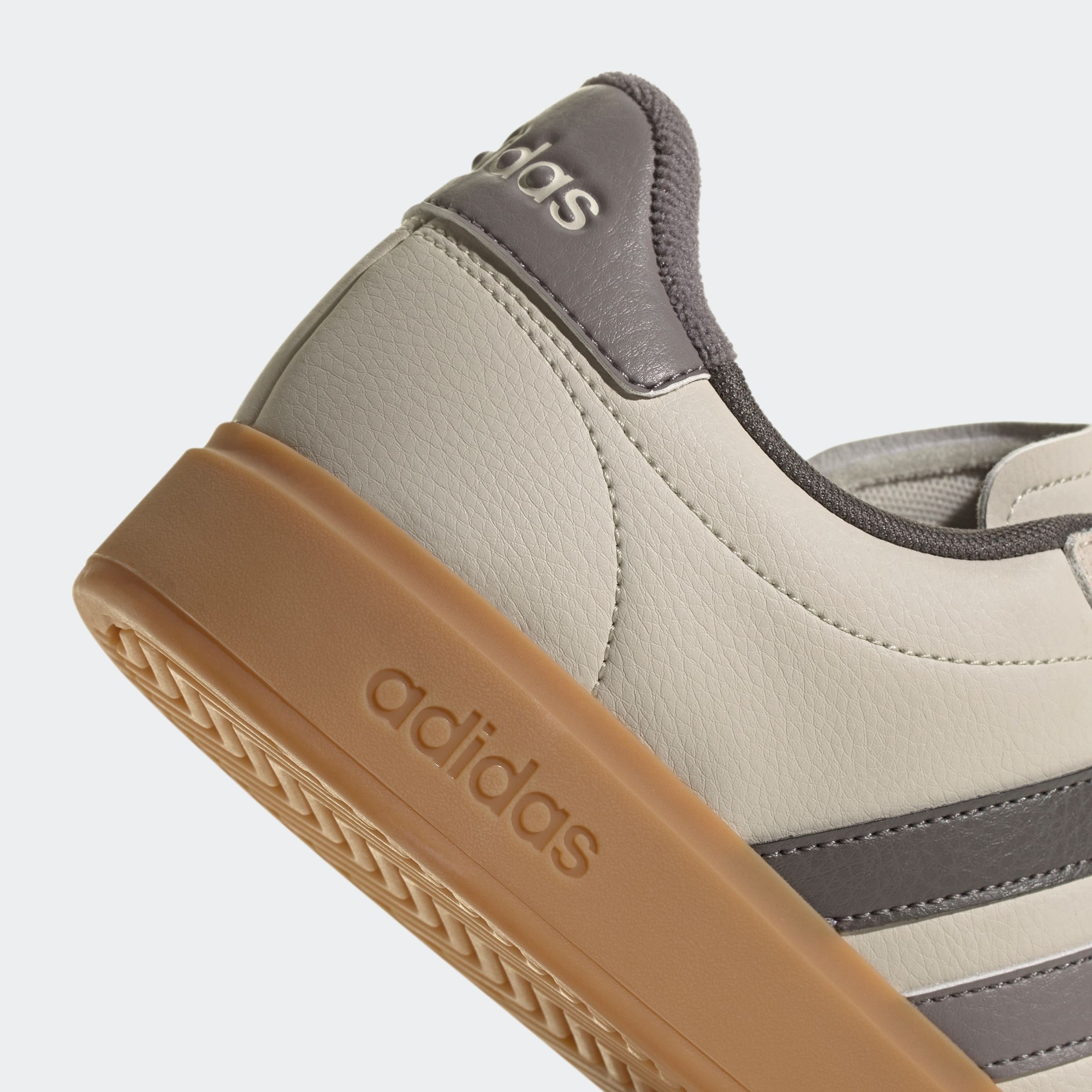adidas Sportswear Sneaker »GRAND COURT 2.0«, Design auf den Spuren des adidas Superstar
