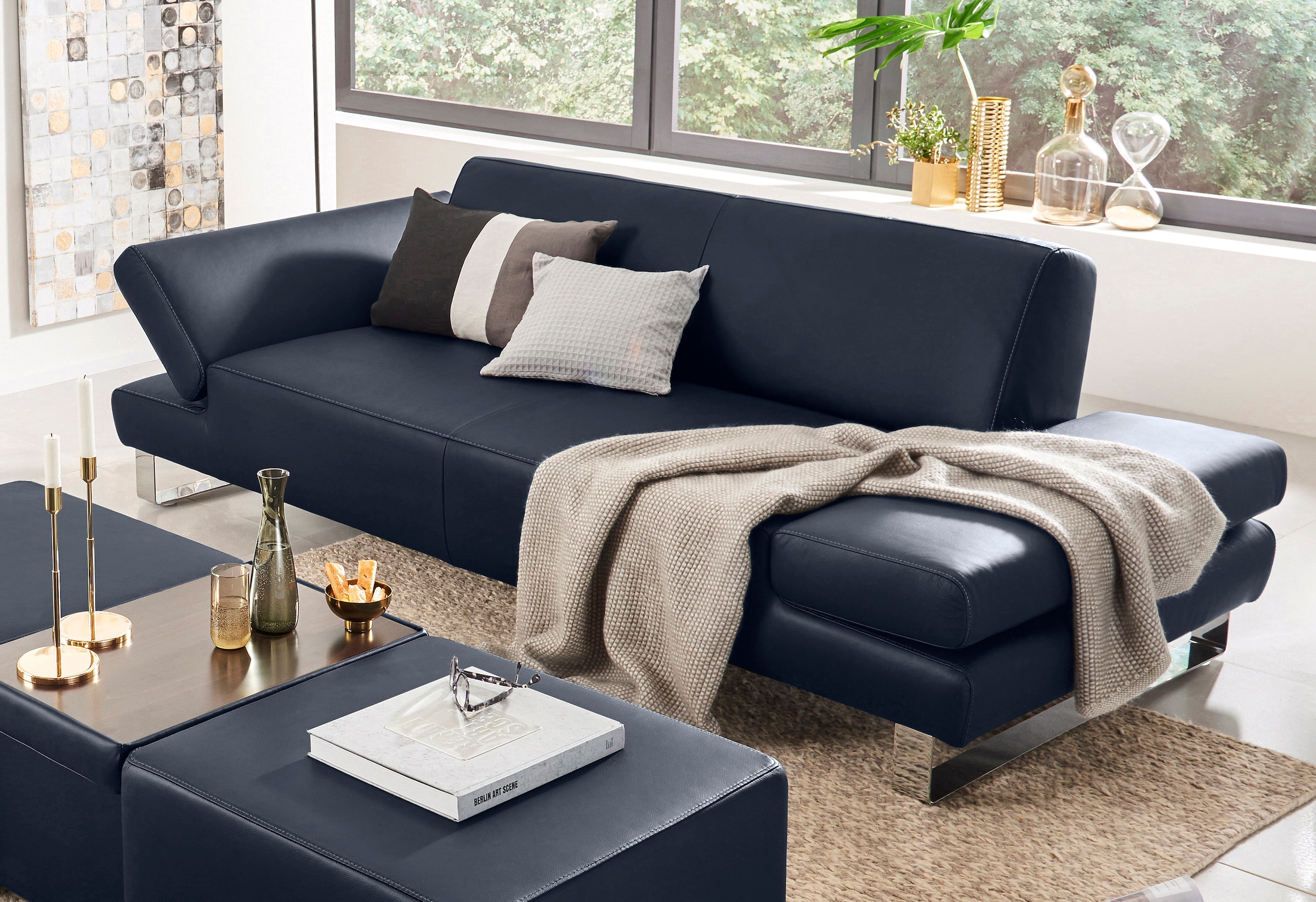 W.SCHILLIG 3-Sitzer "taboo Designsofa mit hohem Sitzkomfort" mit Normaltiefe, inklusive Armlehnenverstellung, mit Kontrastnaht
