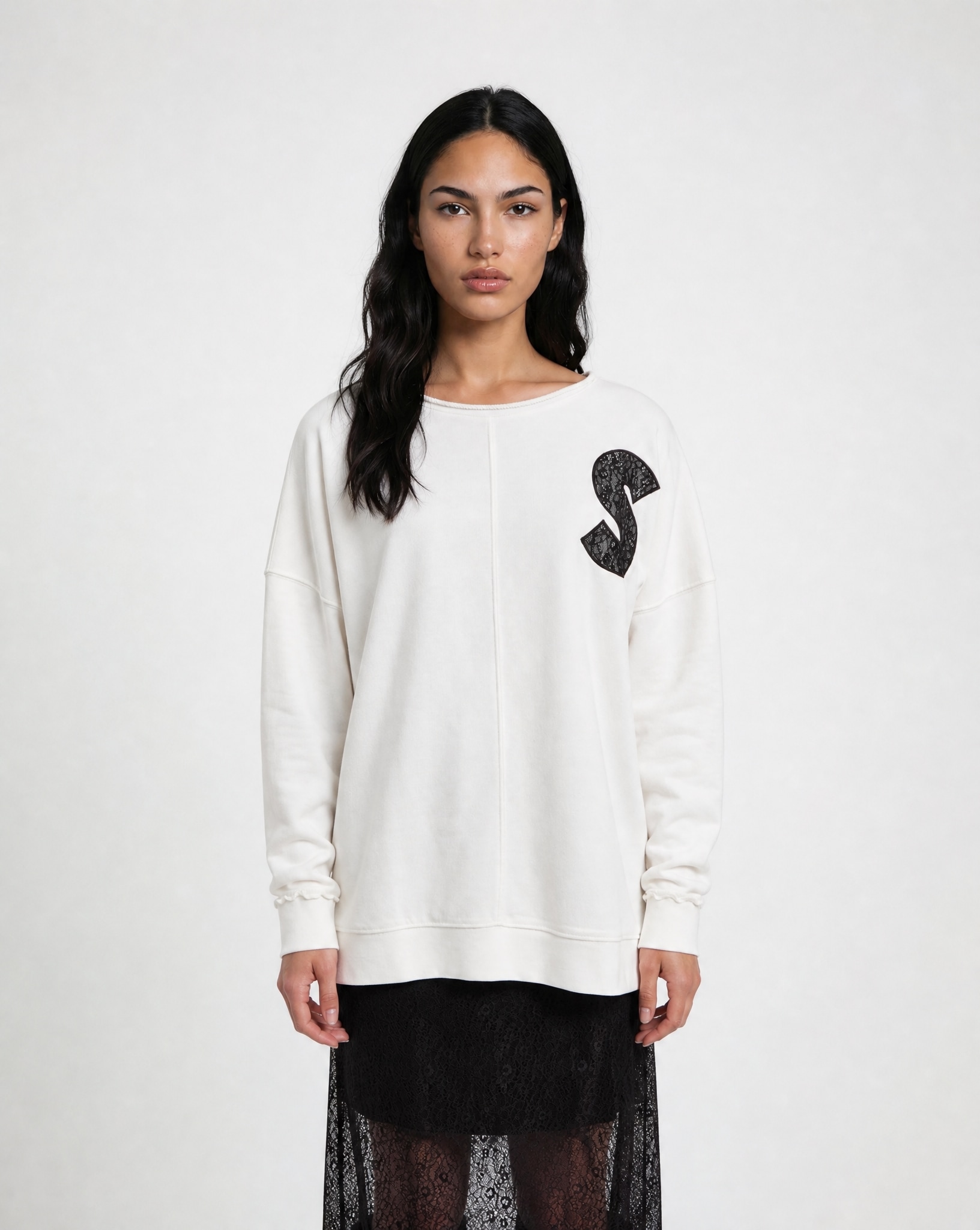 Smith & Soul Longsweatshirt, mit kontrastfarbener Spitze, oversize