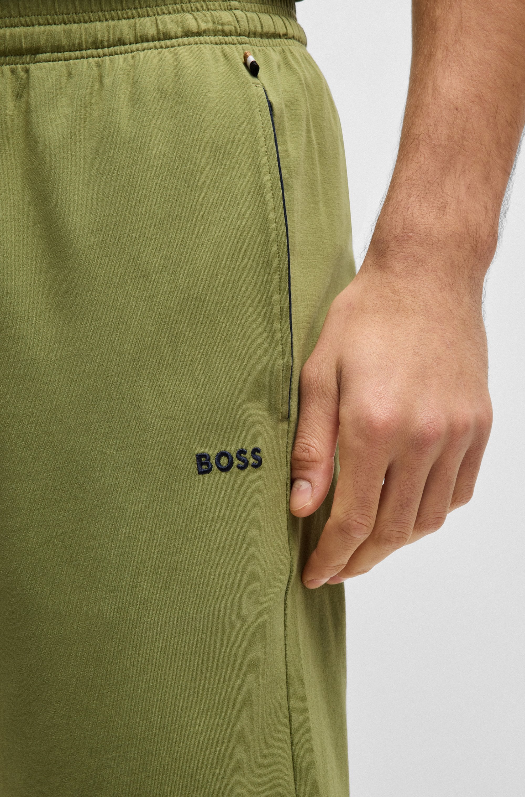 BOSS Sweatshorts »Mix&Match Short CW«, mit Eingriffstaschen