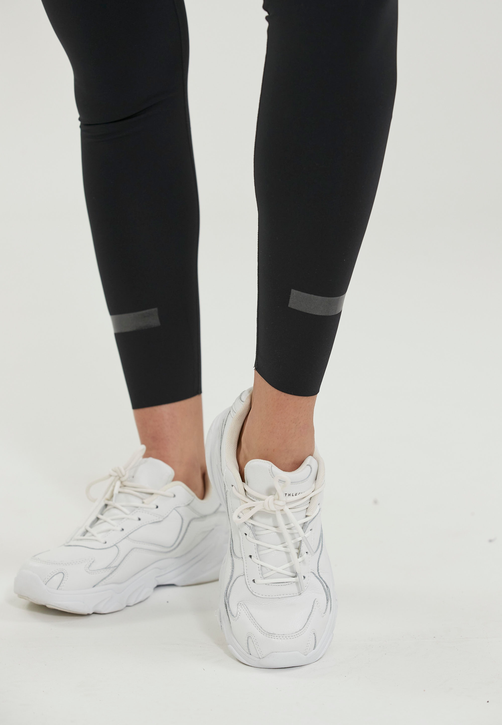 ATHLECIA Trainingstights »Douna«, mit effektiver Kompressionswirkung