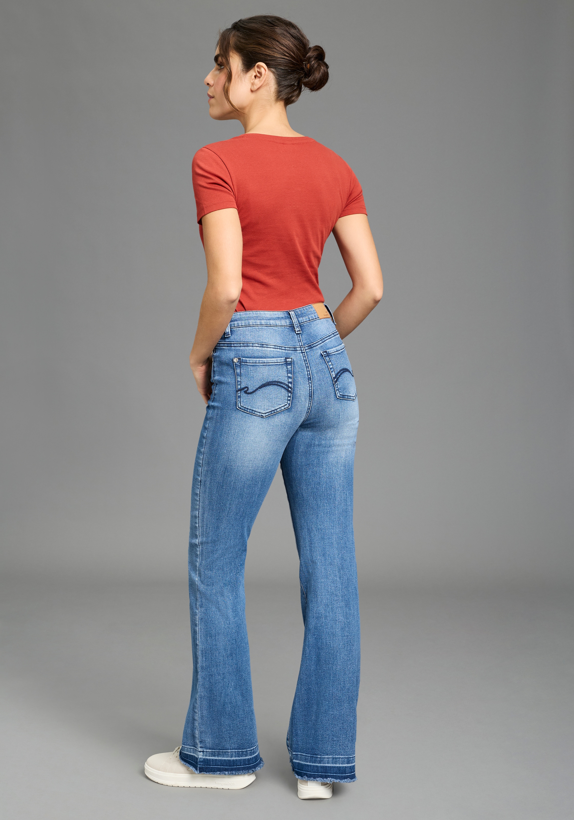 KangaROOS 7/8-Jeans »CULOTTE-JEANS« gerade Passform,  modische Abriebeffekte,  normale Leibhöhe