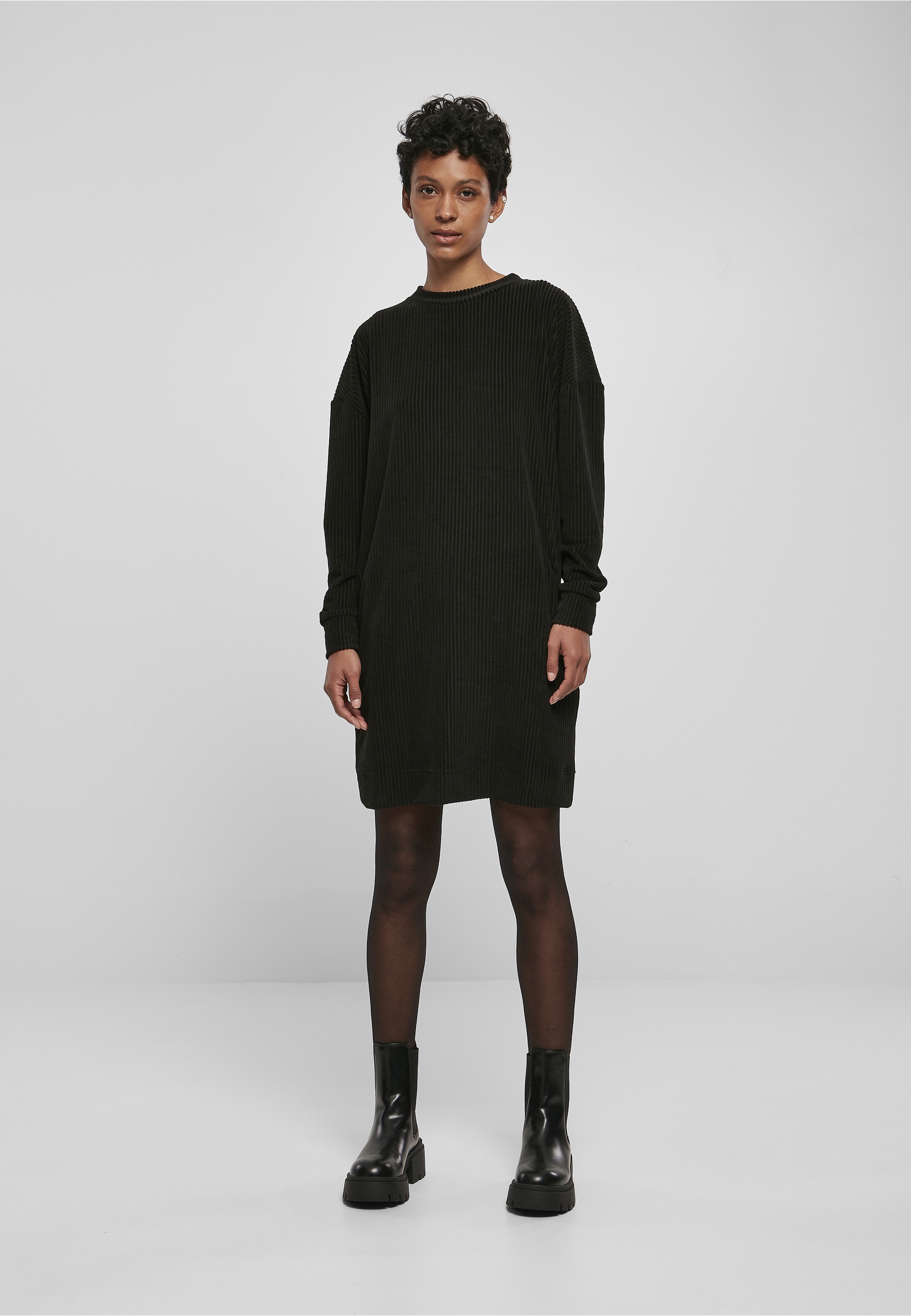 URBAN CLASSICS Shirtkleid »Urban Classics Damen Ladies Velvet Rib Crew Dress« 1 Stk. tlg.