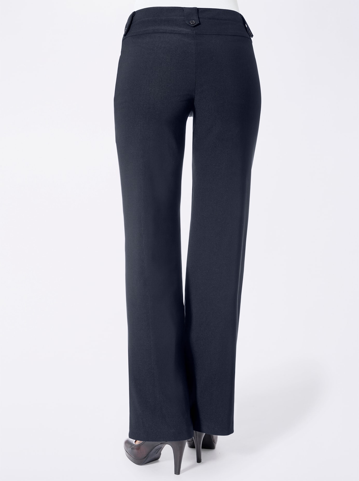 Thumbnail - Lady Webhose