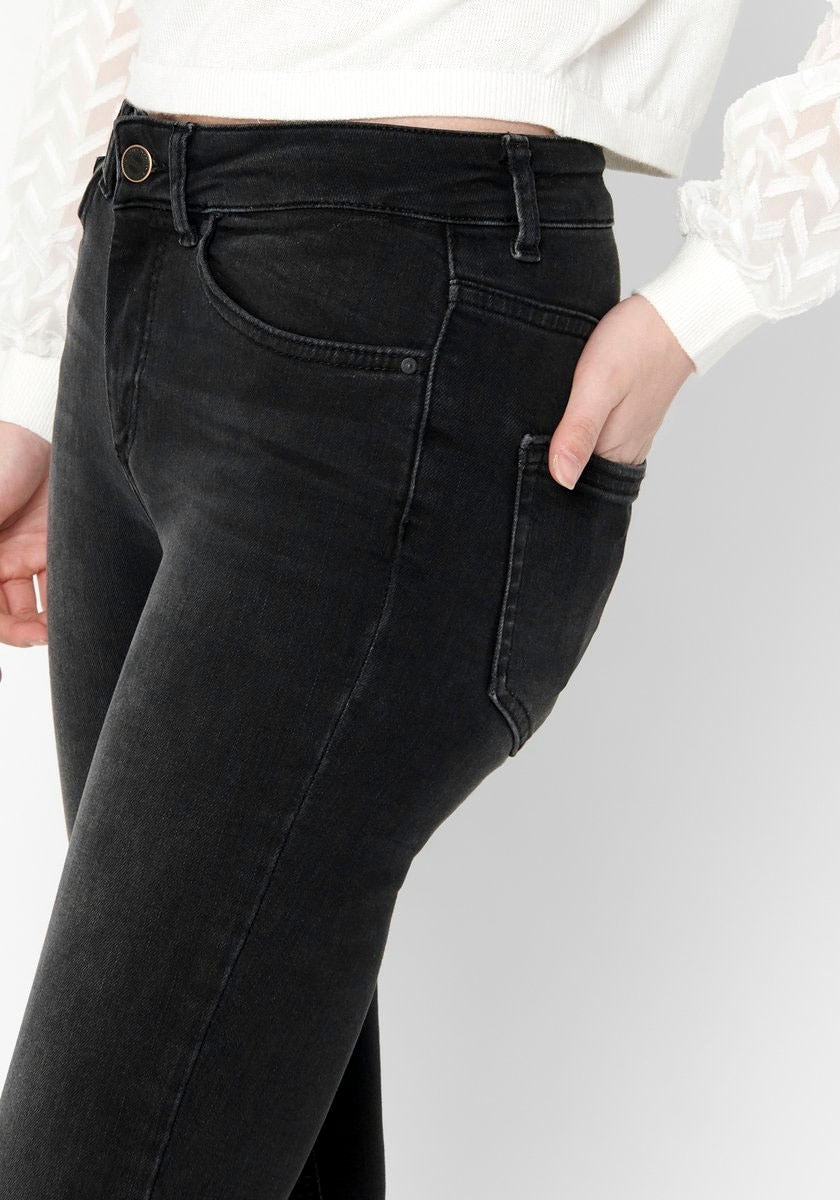 ONLY Ankle-Jeans "ONLBLUSH MID SK ANK RW REA1099 NOOS", mit fransigen Säume günstig online kaufen