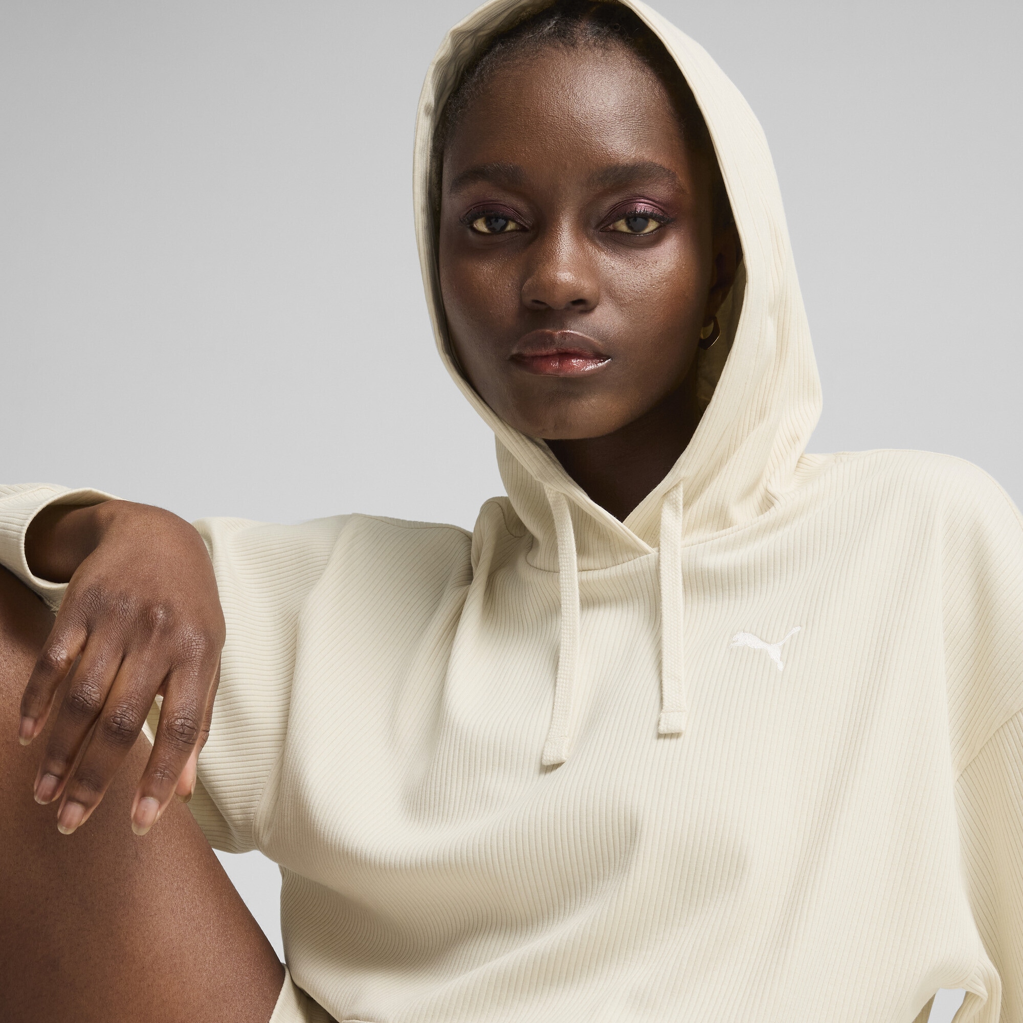 PUMA Hoodie »ESS ELEVATED Bequemer gerippter Hoodie Damen«