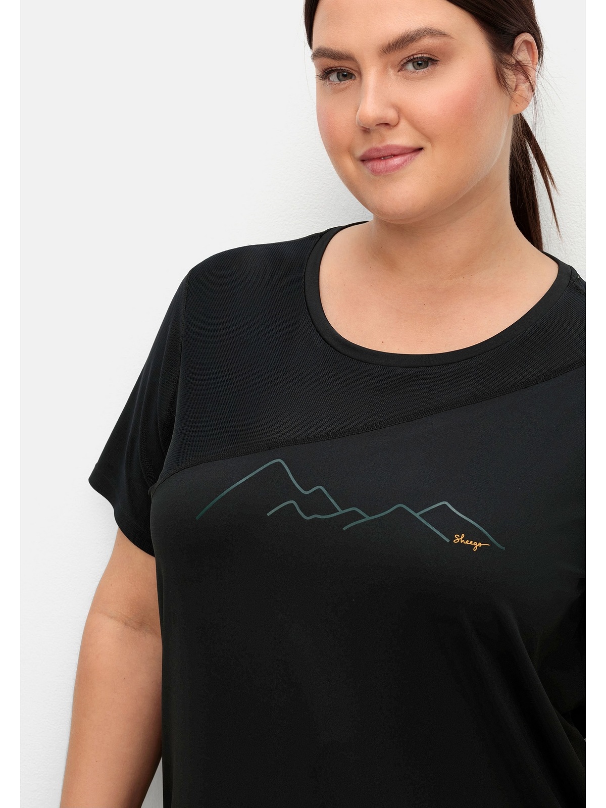 | atmungsaktiv Funktionsshirt mit Sheego Größen«, Mesh-Einsätzen, »Große BAUR bestellen