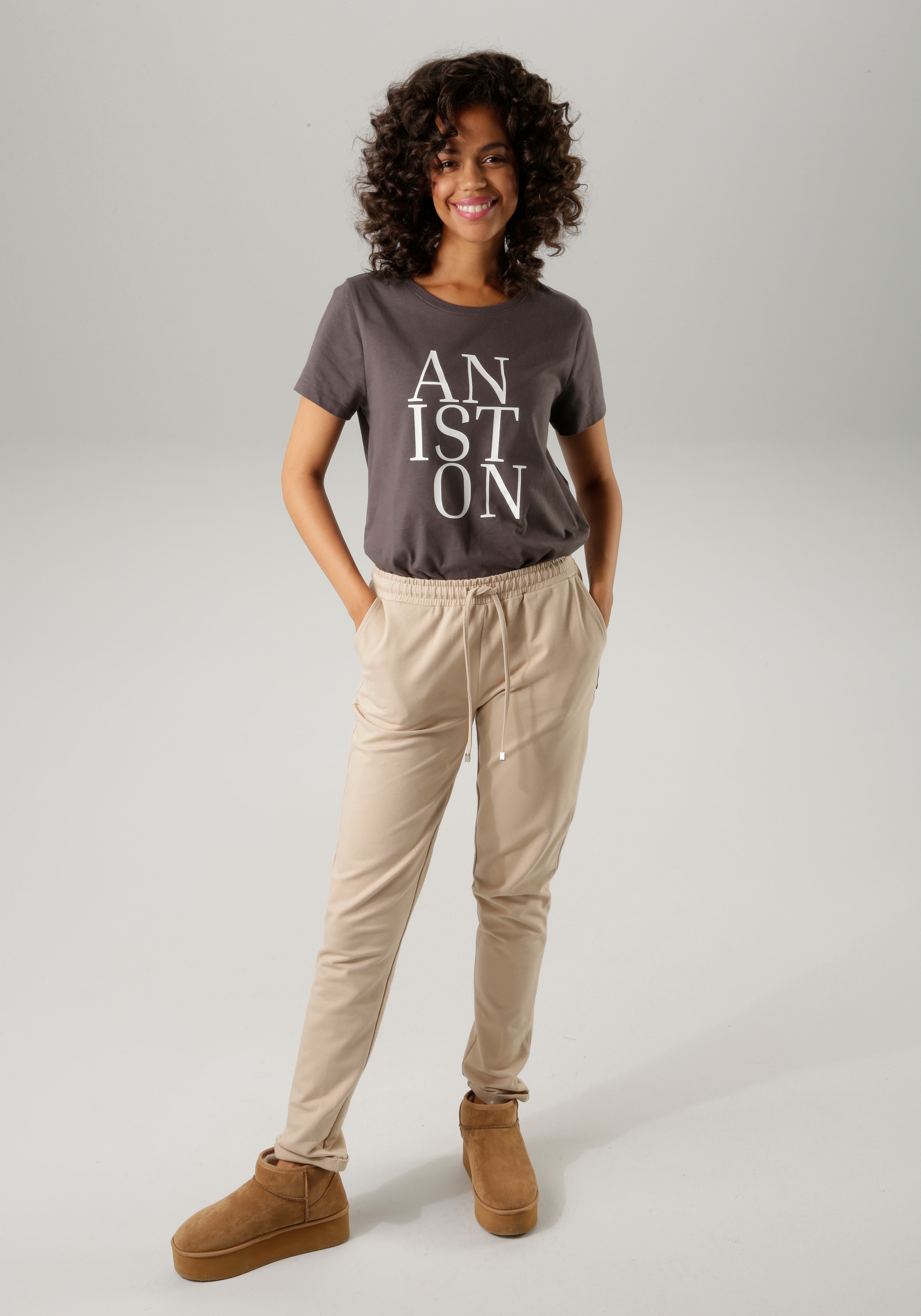 Aniston CASUAL T-Shirt, mit ANISTON-Schriftzug - NEUE KOLLEKTION