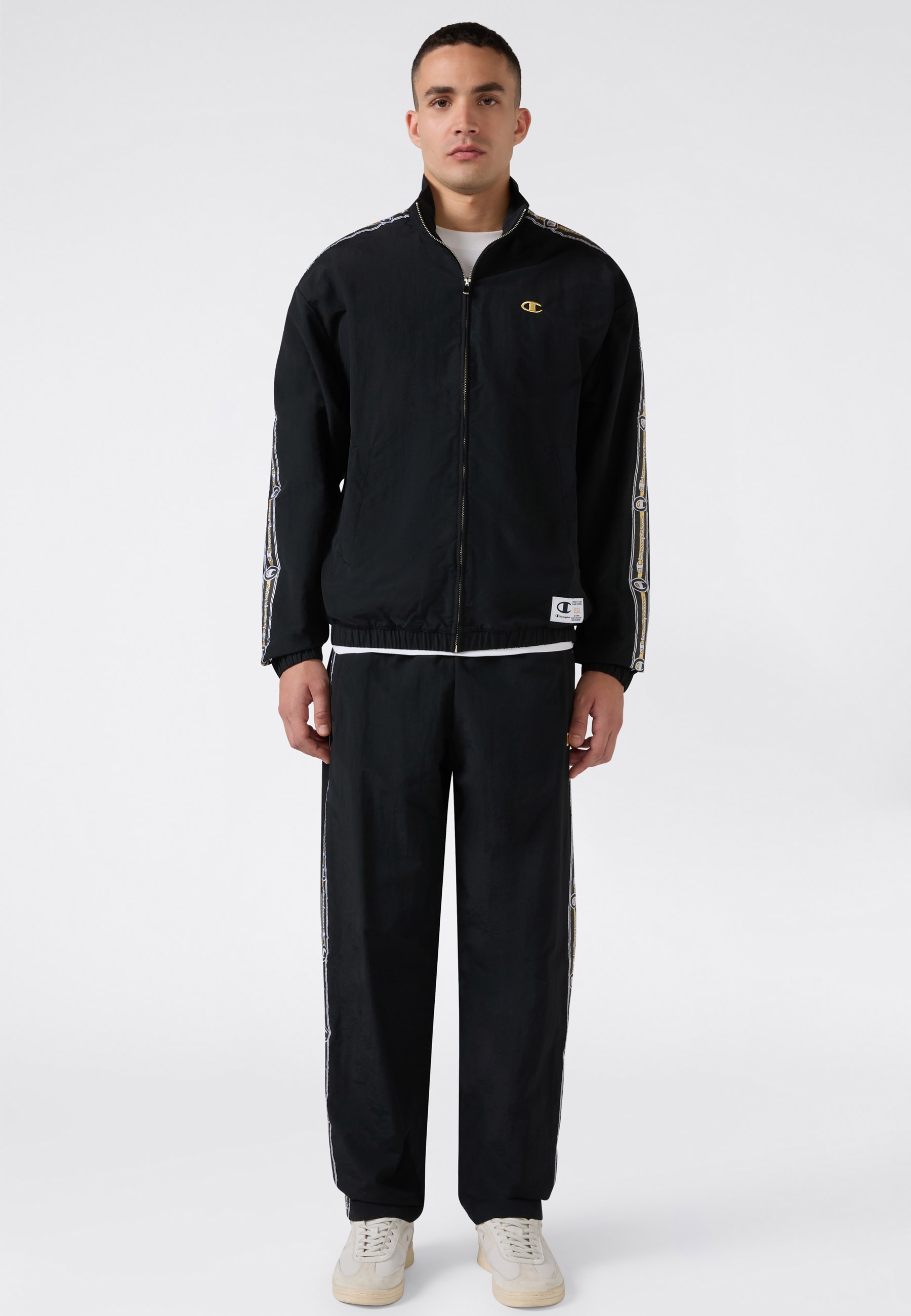 Champion Kapuzensweatjacke »SPORTWEAR ZIP-UP Loose Fit Nylon« mit Zip-Up-Ausführung, sportlicher Stil, für Erwachsene, aus Polyamid