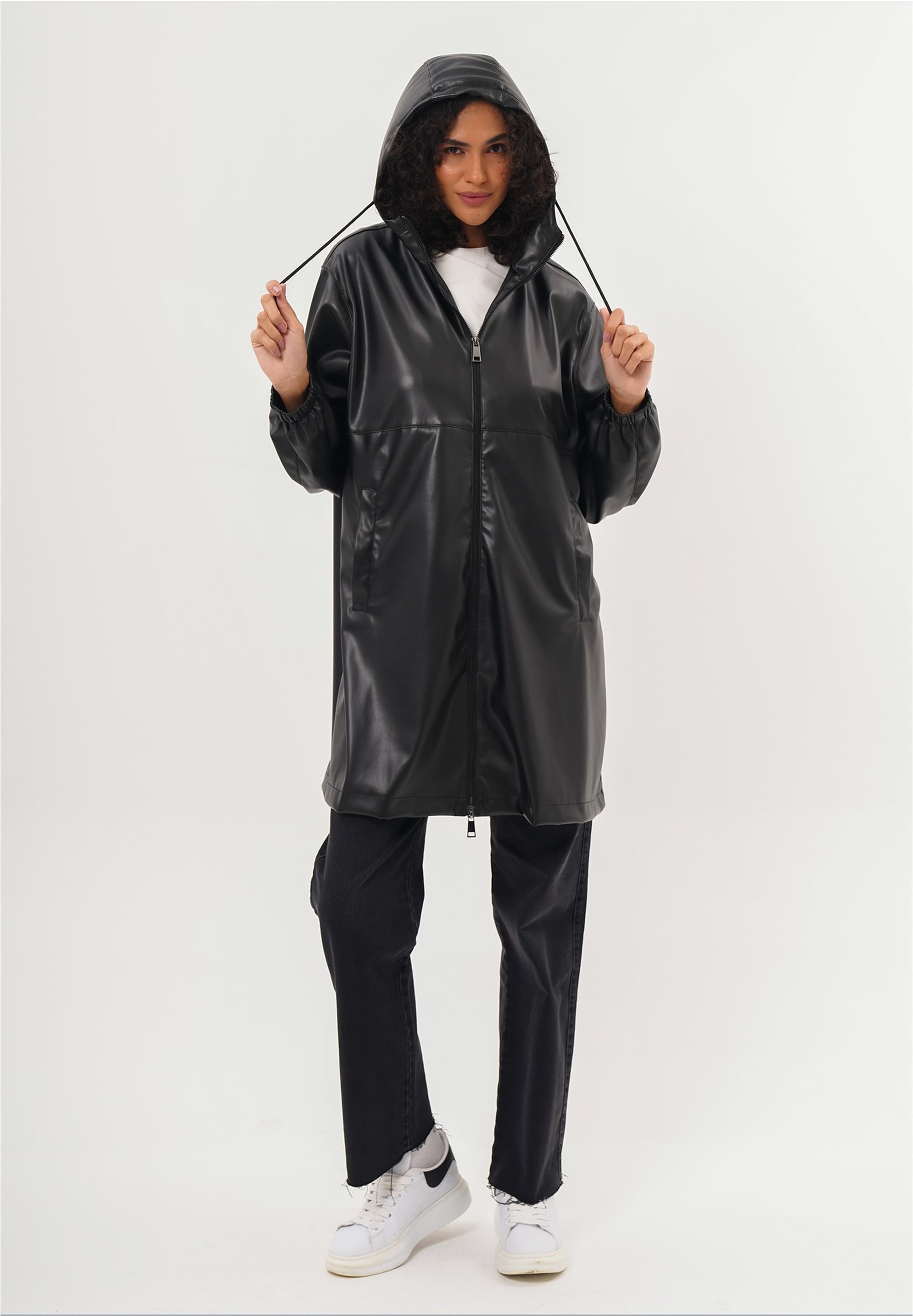 freshlions Outdoorjacke »Gillian«, (1 St.), aus stylishem Kunstleder
