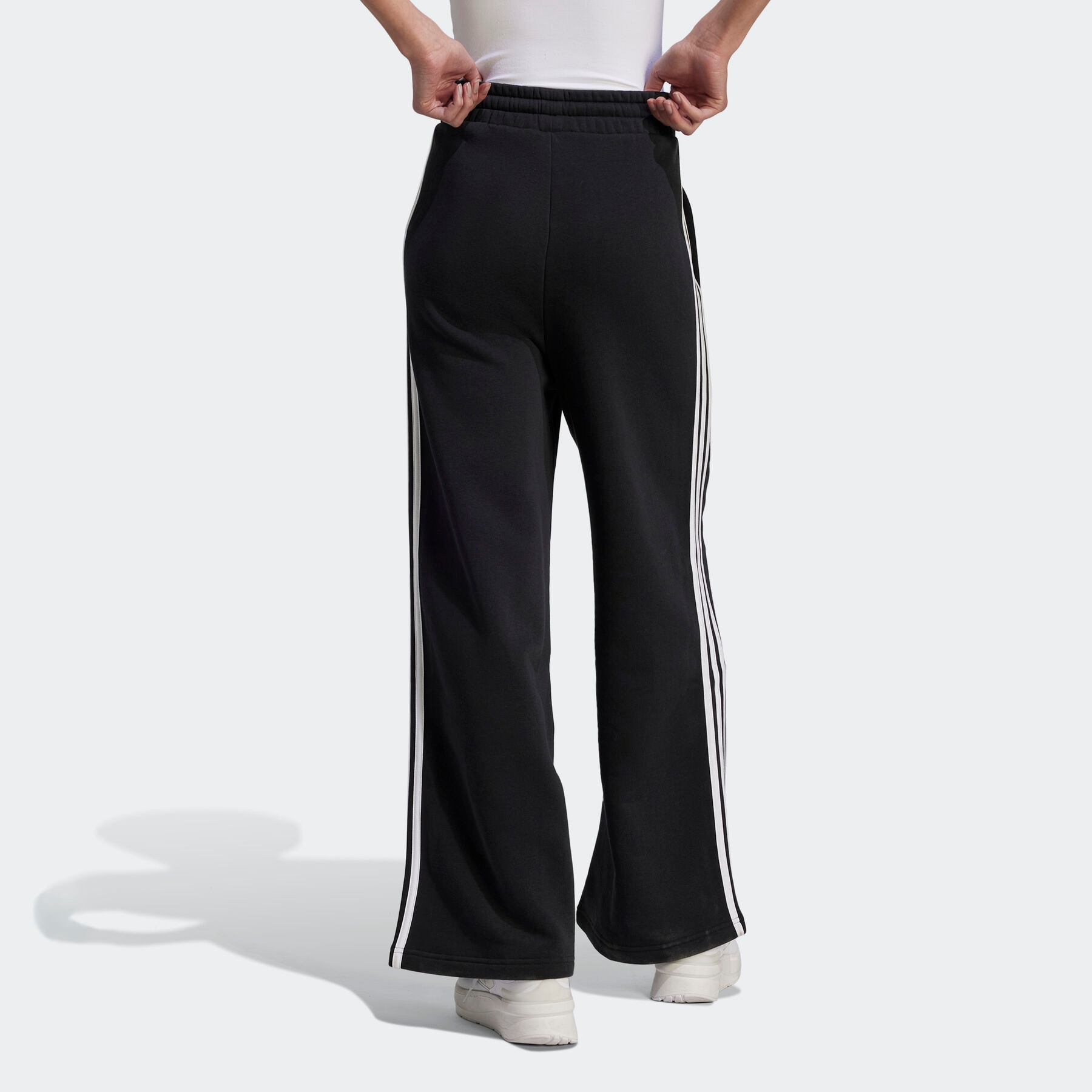 adidas Sportswear Sporthose »ESSENTIALS 3STREIFEN FRENCH TERRY WIDE HOSE«, (1 tlg.)