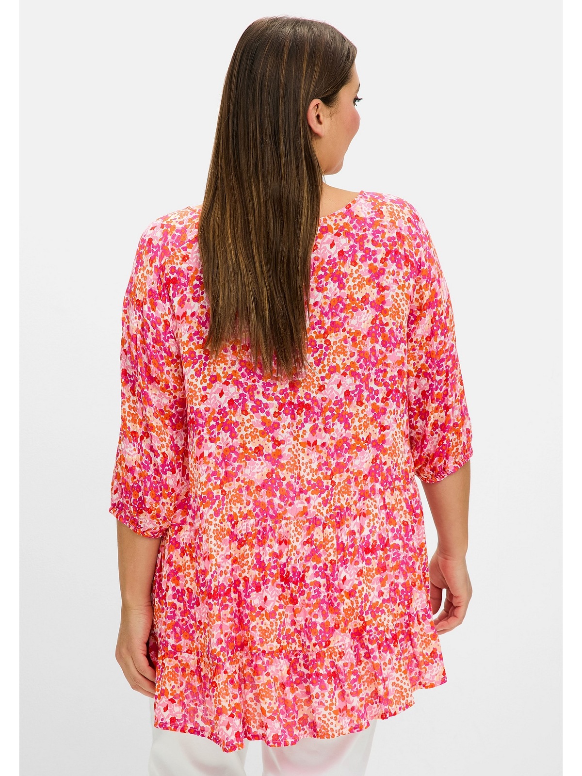Sheego Druckbluse "Große Größen", mit weitem Ausschnitt und Volant am Saum günstig online kaufen
