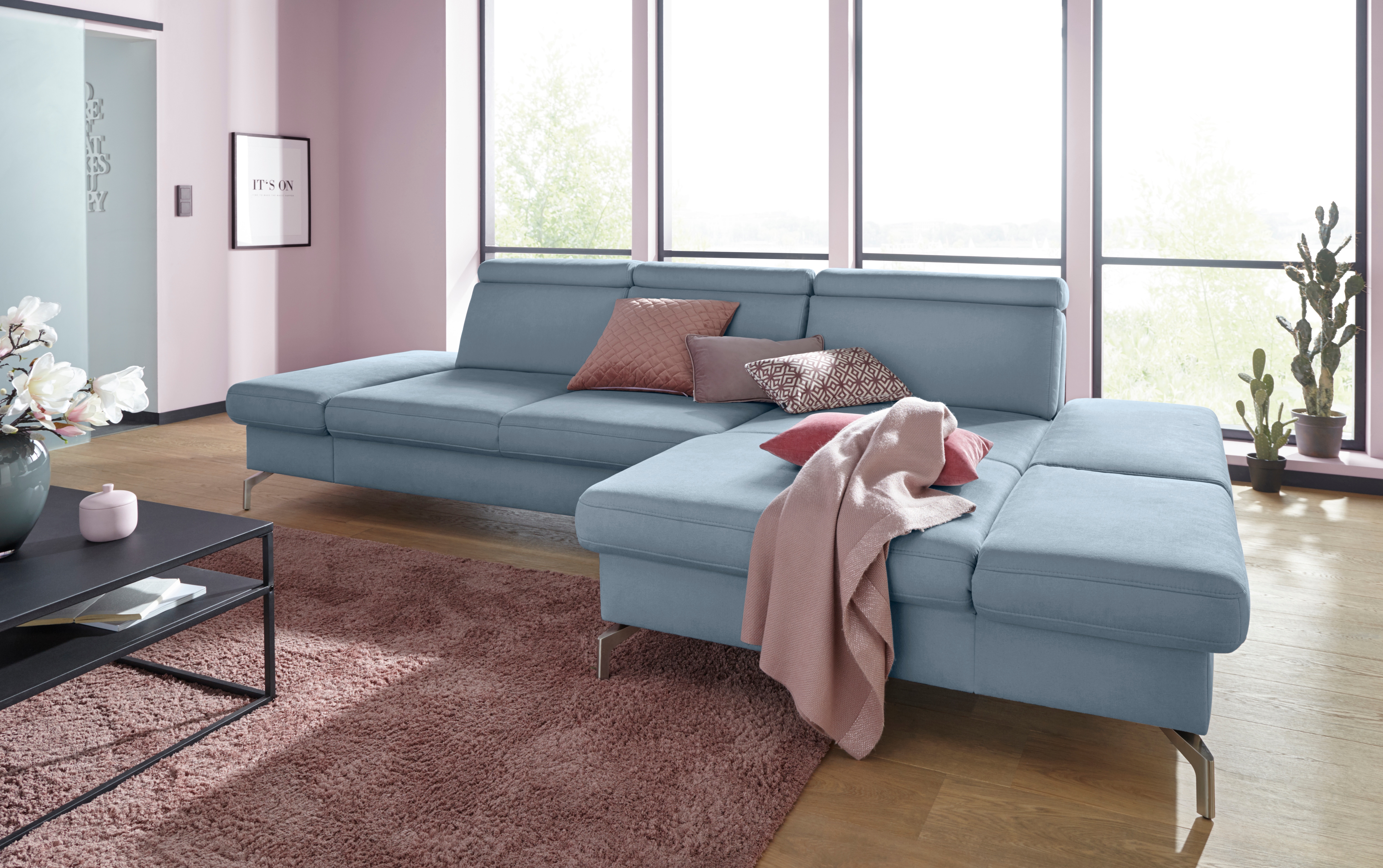 sit&more Ecksofa "Brisbane L-Form" Fußhöhe 15 cm, inklusive Sitztiefen-, Armteil- und Kopfteilverstellung