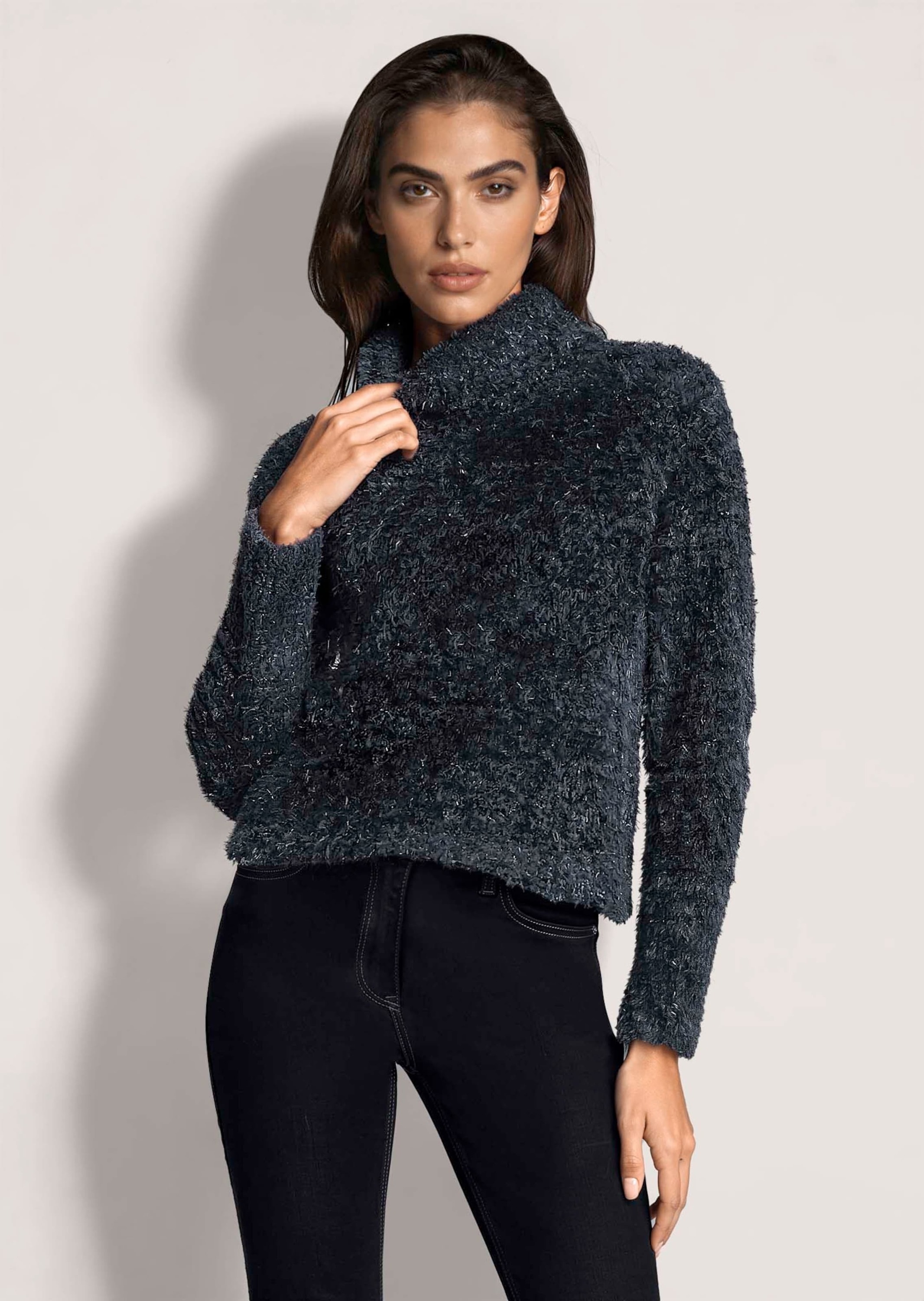 MADELEINE Langarmshirt »Shirt Flauschiges Sweatshirt mit Rollkragen«