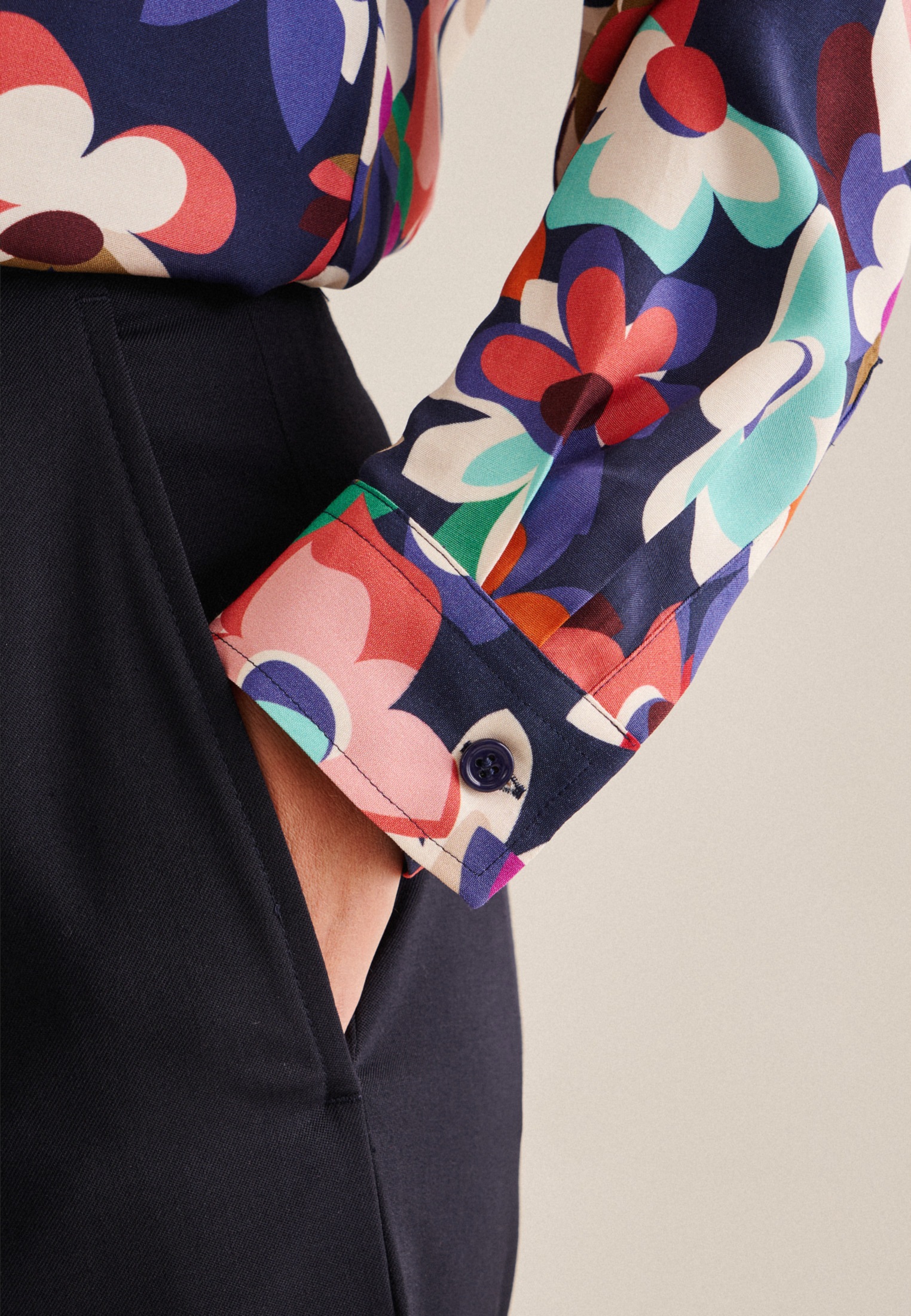 seidensticker Hemdbluse »Schwarze Rose«, Langarm Kragen Druck