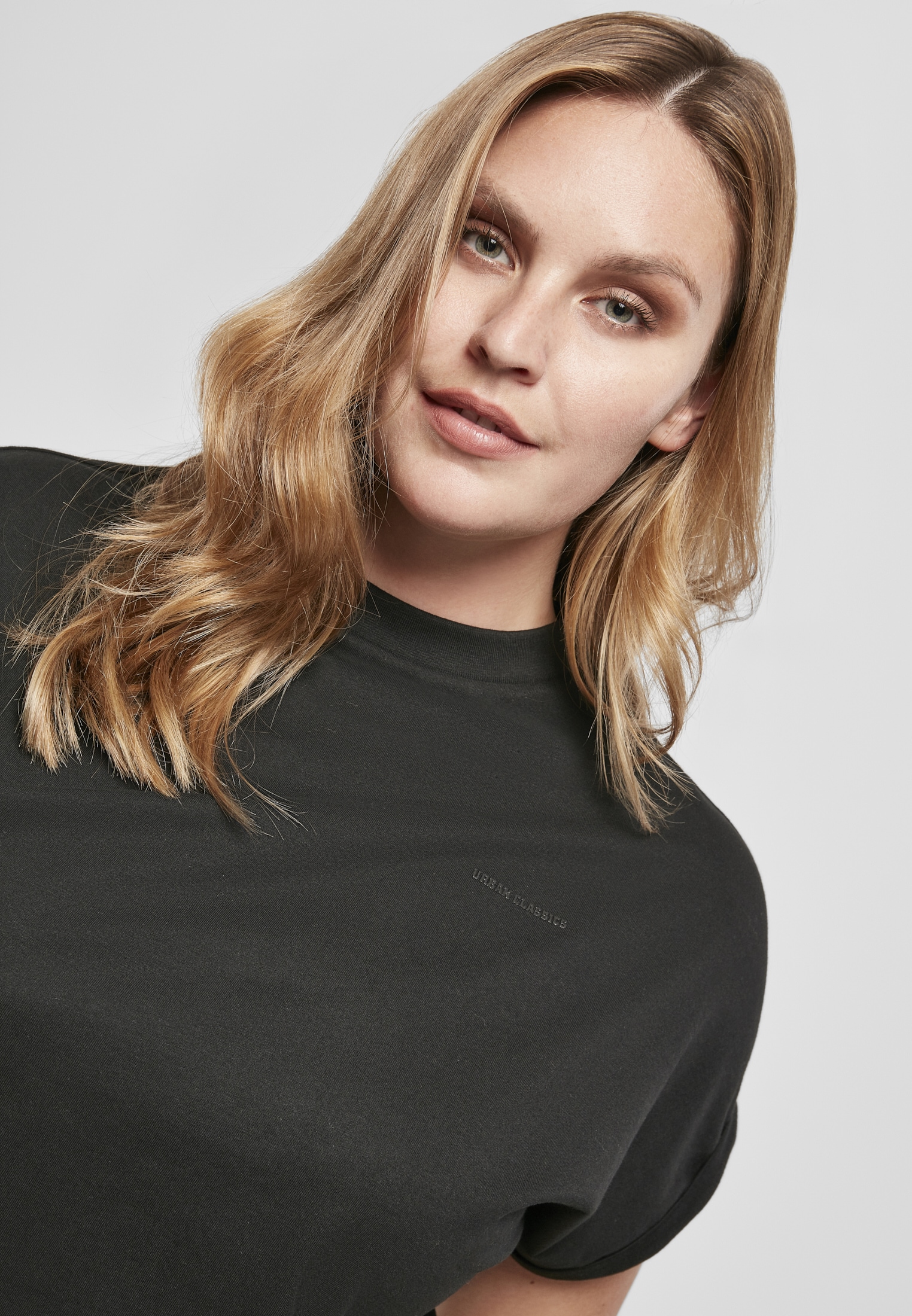 URBAN CLASSICS T-Shirt »Frauen Ladies Short Oversized Cut On Sleeve Tee«, (1  tlg.) online bestellen | BAUR