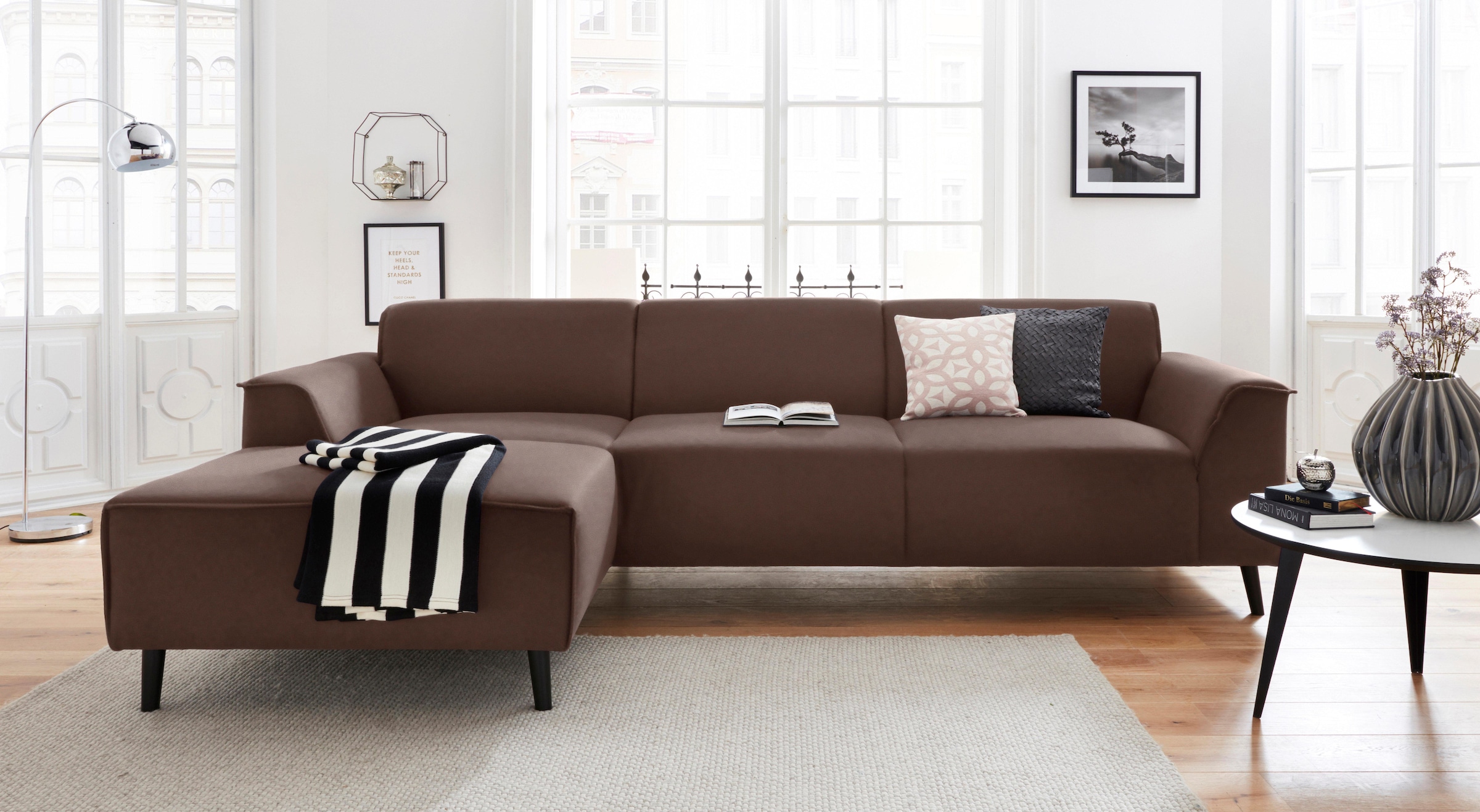 DOMO collection Ecksofa "Amora, inkl. Federkern, hoher Sitzkomfort, Breite 268 L-Form" Komfortsitzhöhe 47 cm, Fußhöhe passend für gängige Saugroboter