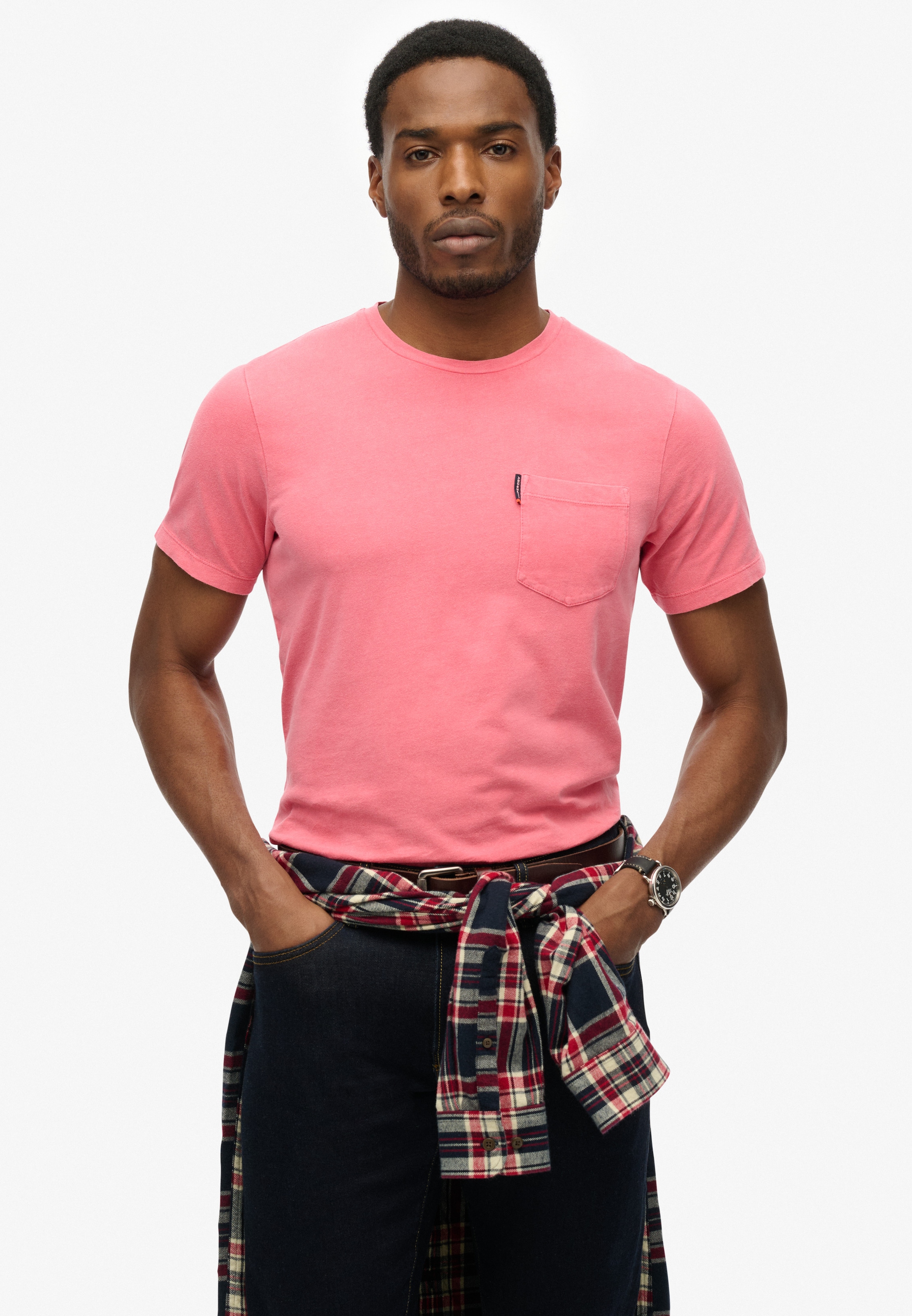 Superdry Rundhalsshirt "CLASSIC ESSENTIAL POCKET TEE", mit stylischer, aufg günstig online kaufen