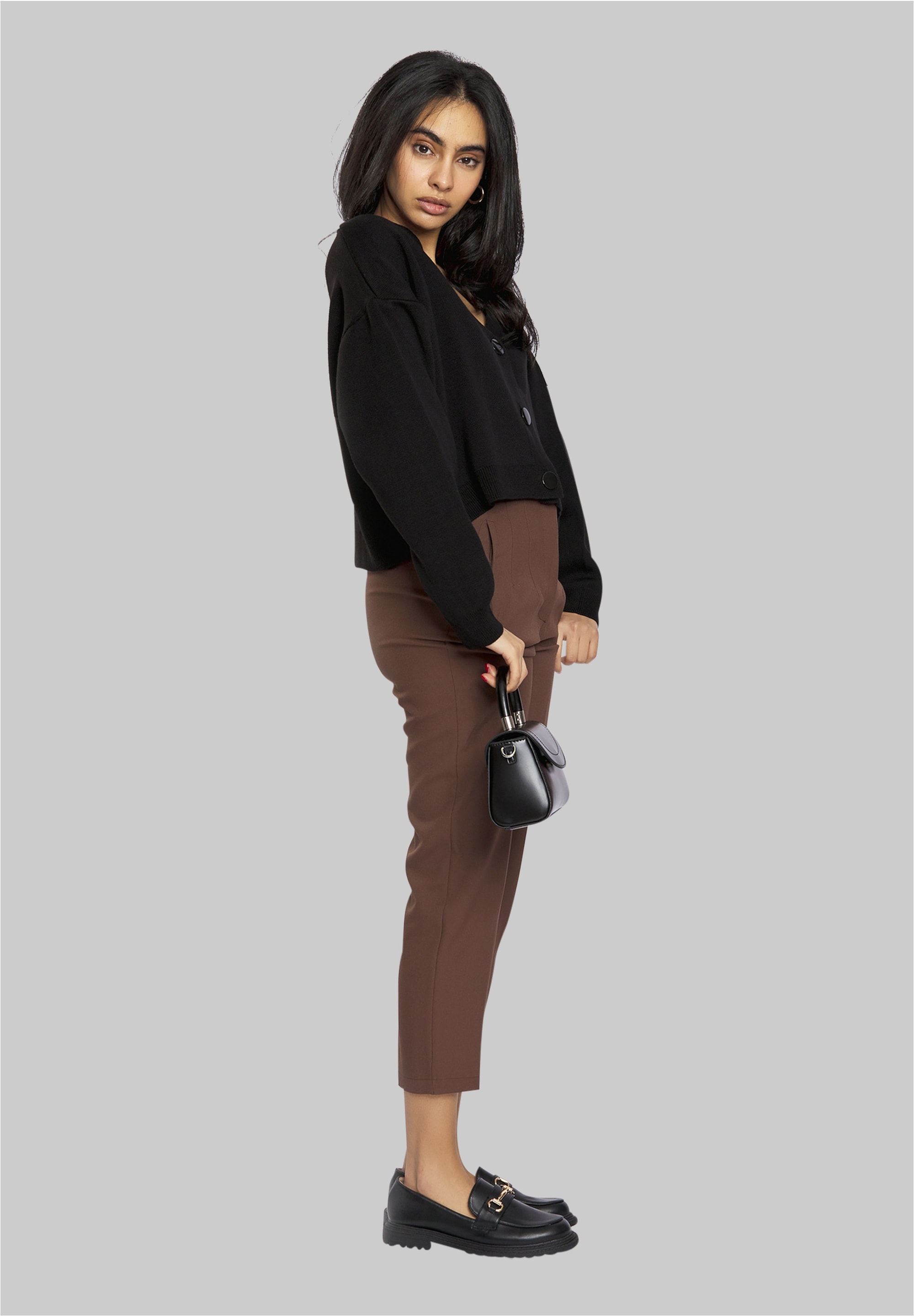 freshlions Strickjacke »Aylen«, mit kurzem Schnitt