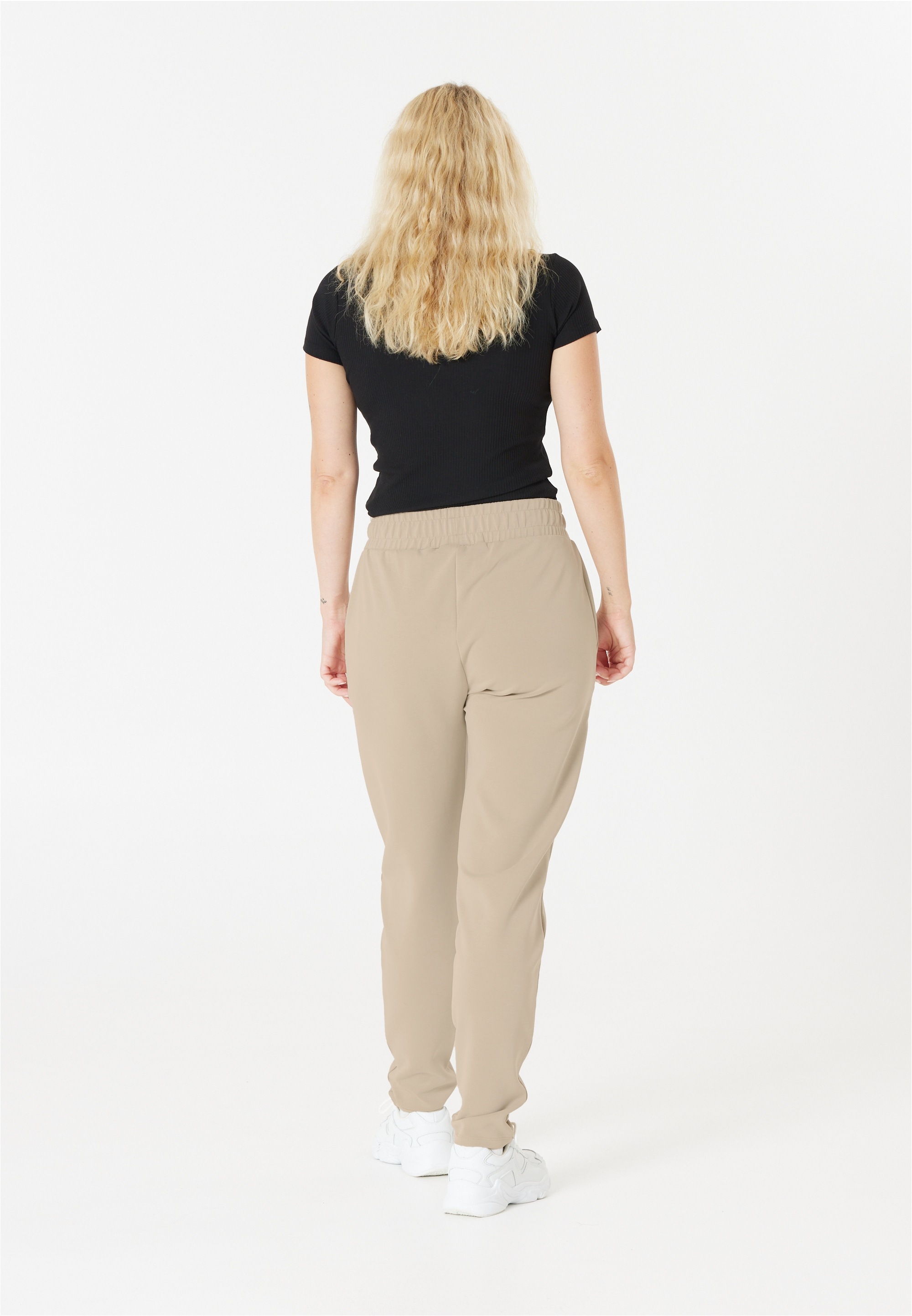 ATHLECIA Sweathose »Jillnana«, mit recyceltem Polyester