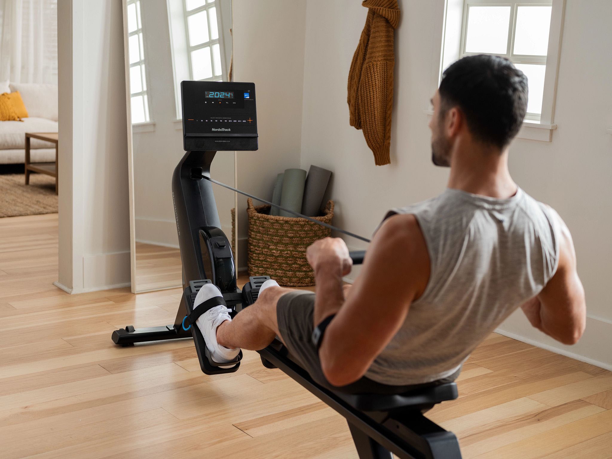 NordicTrack Rudergerät »NordicTrack RW300«, (Rower mit 5'' Display und Tabletfach), Rudermaschine, 26 Widerstandsstufen, Magnetbremssystem
