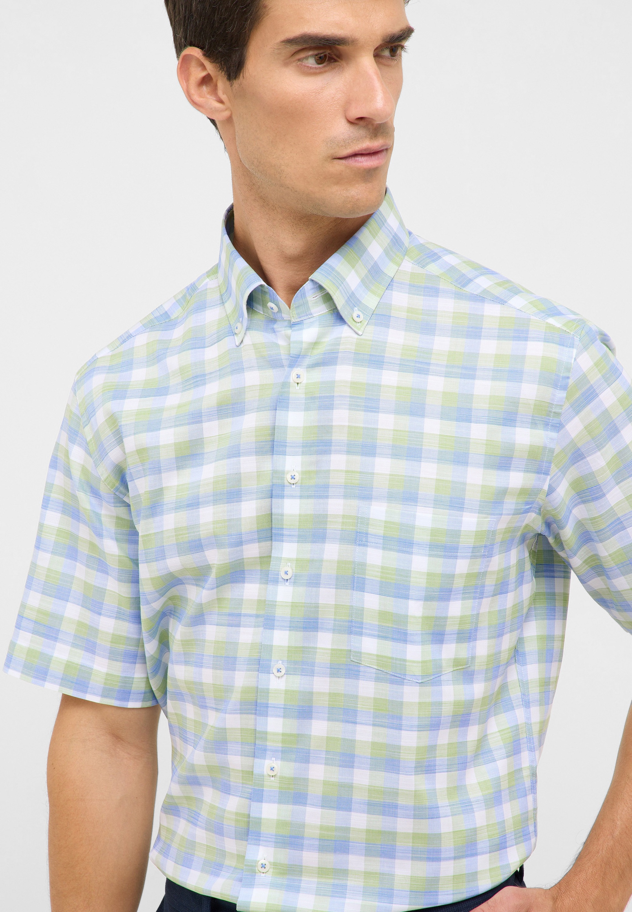 Thumbnail - Eterna Kurzarmhemd "MODERN FIT" EASY IRON (bügelleicht)