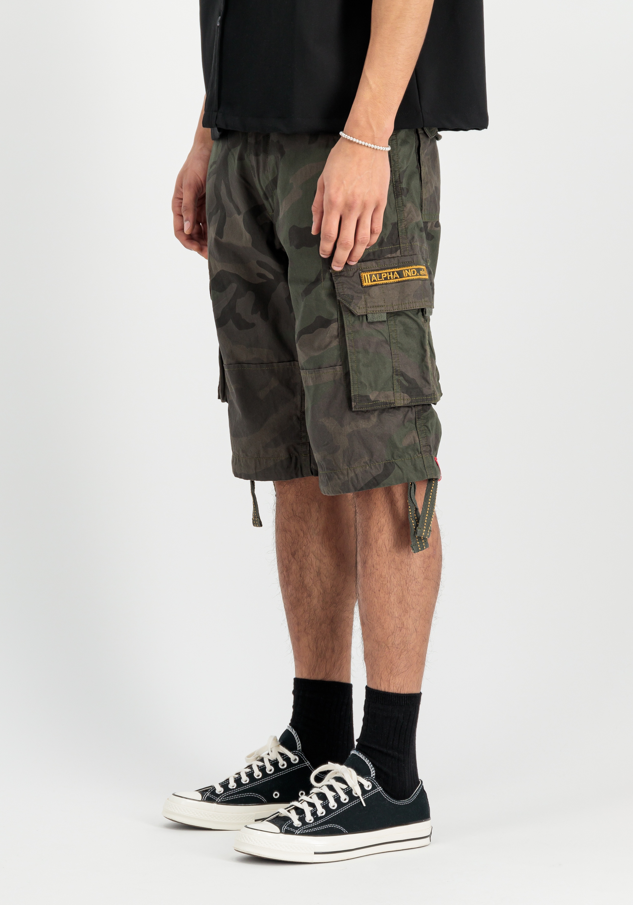 Alpha Industries 1100000002199 "Jet Short Camo"