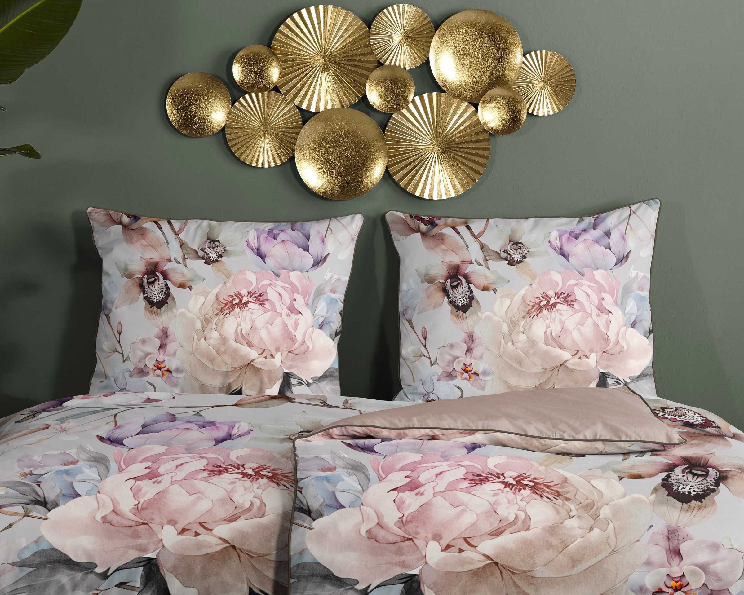 Thumbnail - Descanso Wendebettwäsche "Colinda", Satin, Reißverschluss, Paspel, Biese, Wendeoptik, Luxe, Blumen, grau
