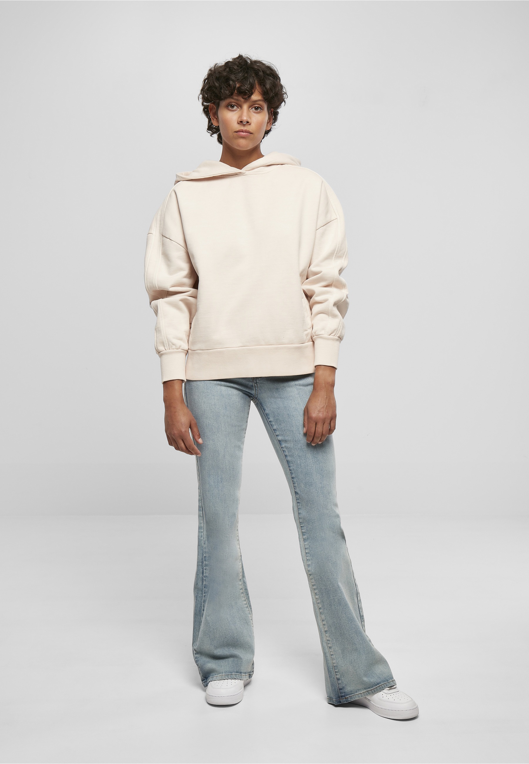 URBAN CLASSICS Rundhalspullover »Urban Classics Damen Ladies Heavy Terry Garment Dye Hoody« 1 Stk.