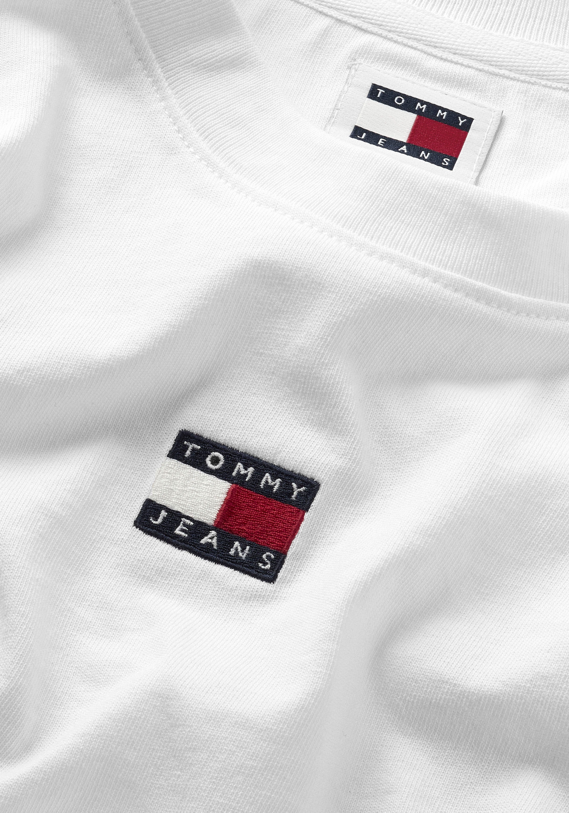 Tommy Jeans T-Shirt »TJW BXY BADGE TEE EXT«, mit Logostickerei