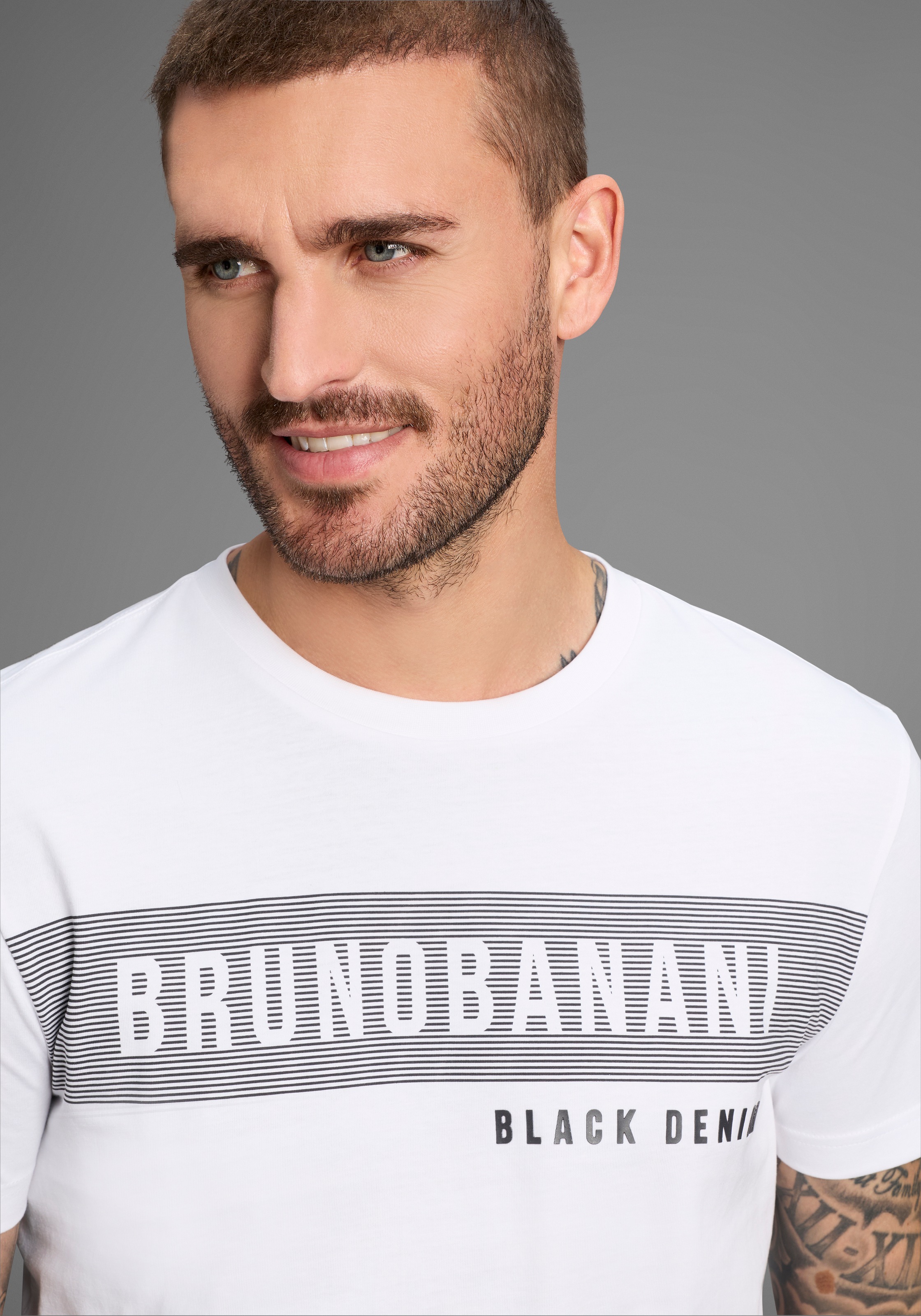 Thumbnail - Bruno Banani T-Shirt kurzärmelig, schmal geschnitten, Rundhalsausschnitt