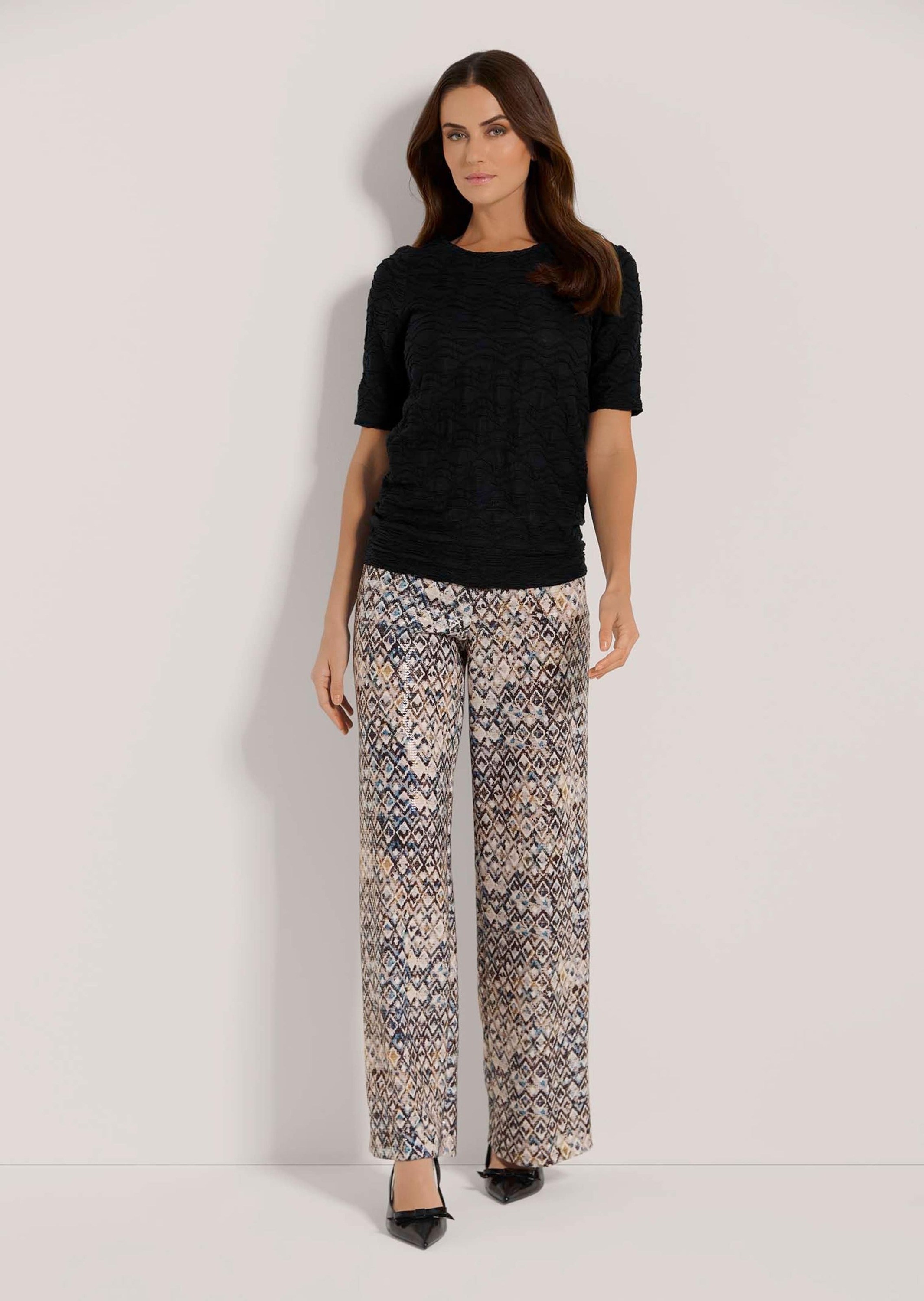 Thumbnail - MADELEINE Kurzarmshirt "Strukturshirt Viskoseshirt mit Rundhalsausschnitt"