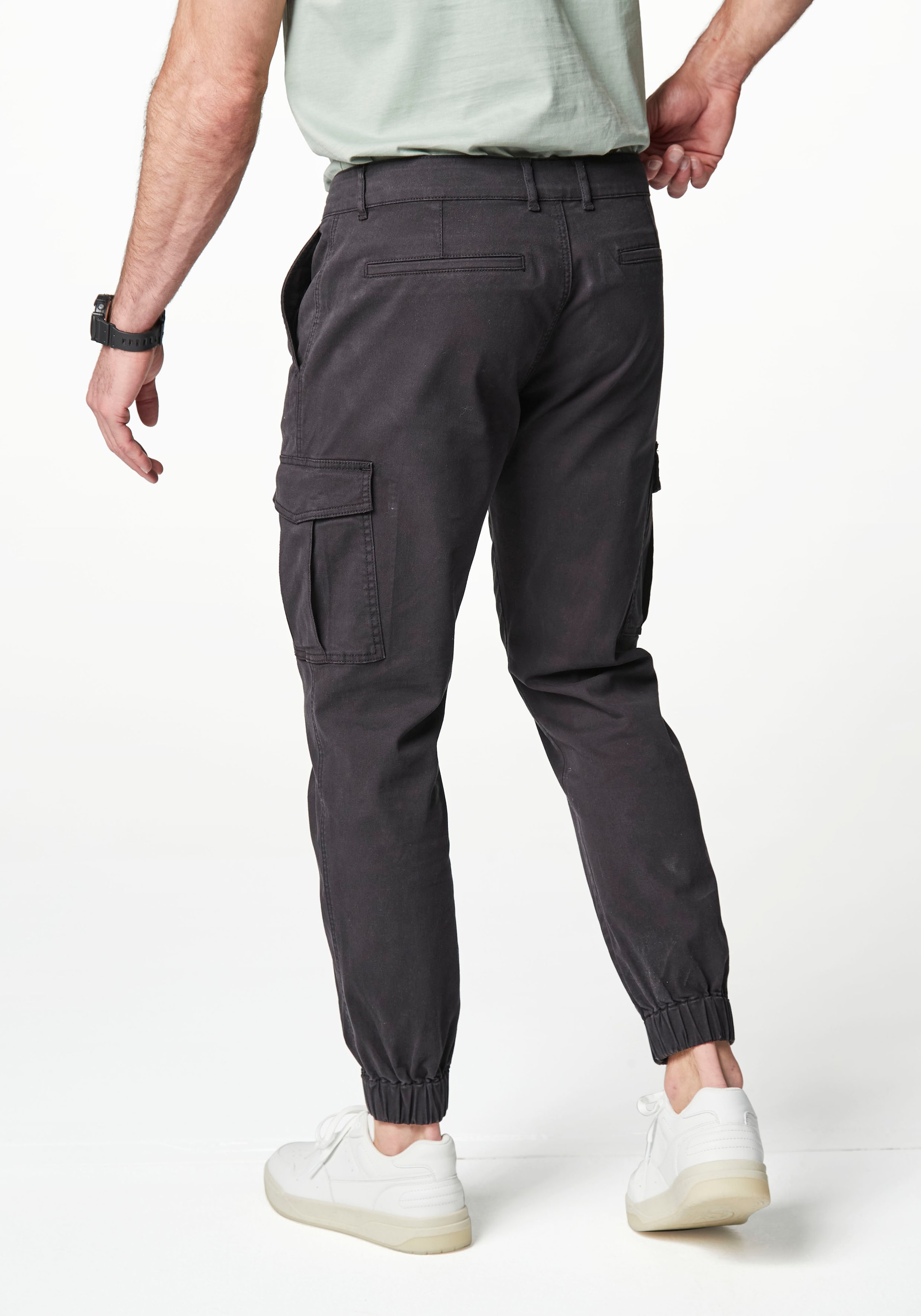 AUTHENTIC LE JOGGER Cargohose, mit normaler Bundhöhe aus elastischer Baumwoll-Qualität