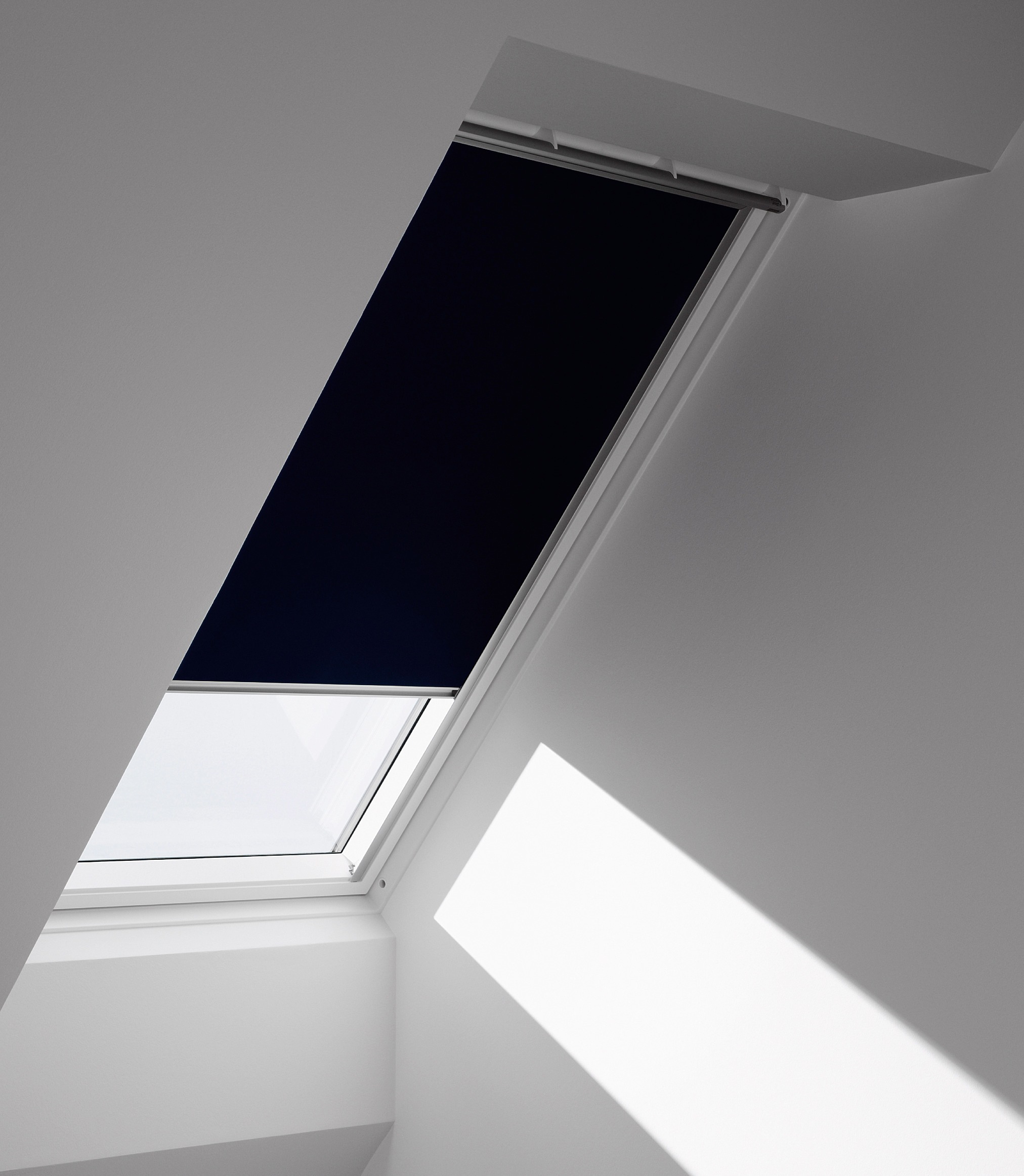 VELUX Verdunklungsrollo "DKL SK06/MK06/CK02/FK06/MK04/CK04 1085S", verdunkelnd, Verdunkelung, ohne Bohren, in Führungssc