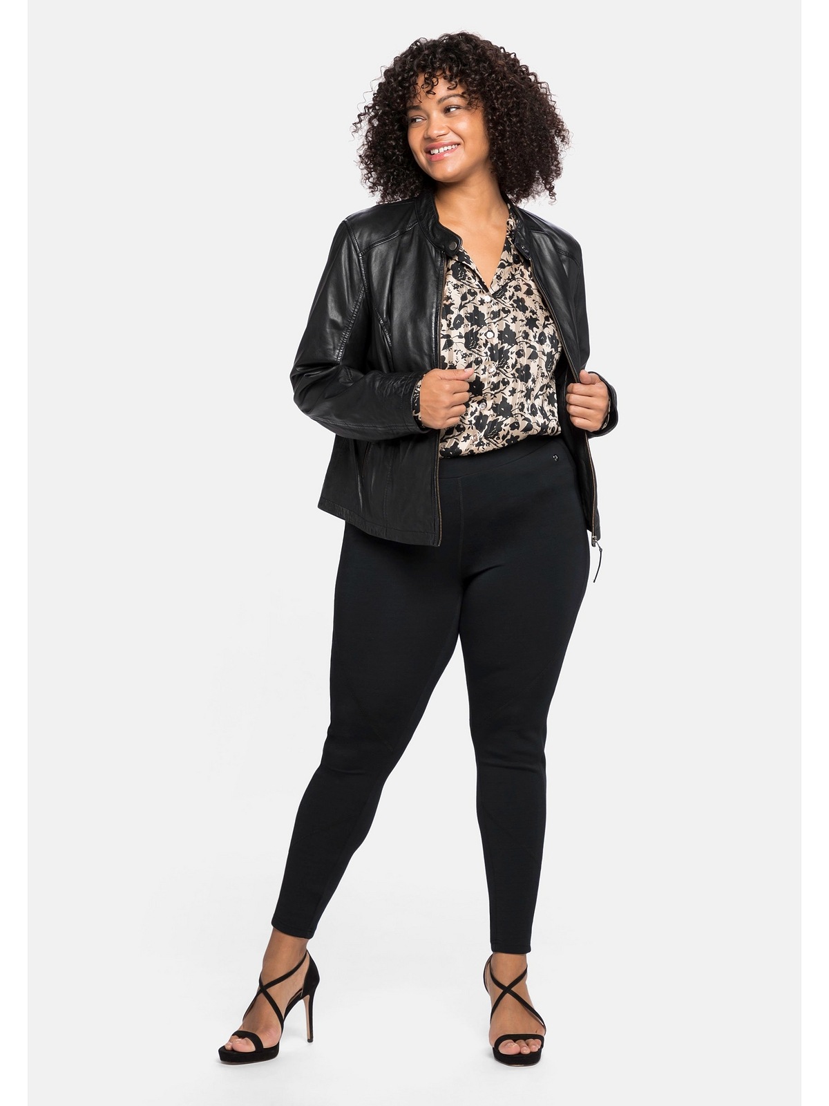 Sheego Leggings »Große Größen«, mit Teilungsnähten, aus Modalmix
