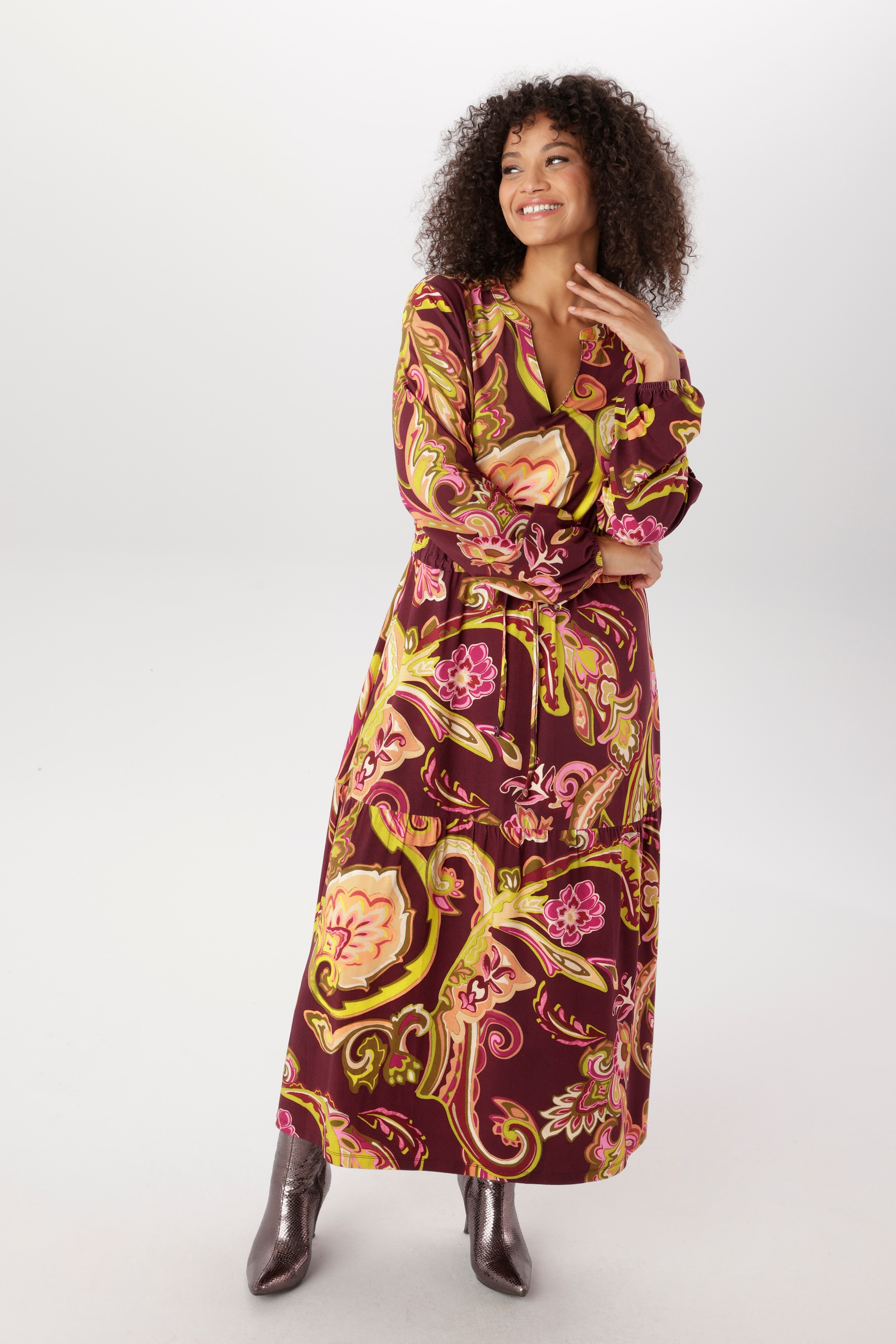 Aniston PLUS Jerseykleid mit Paisley-Druck in satten Farben - NEUE KOLLEKTION
