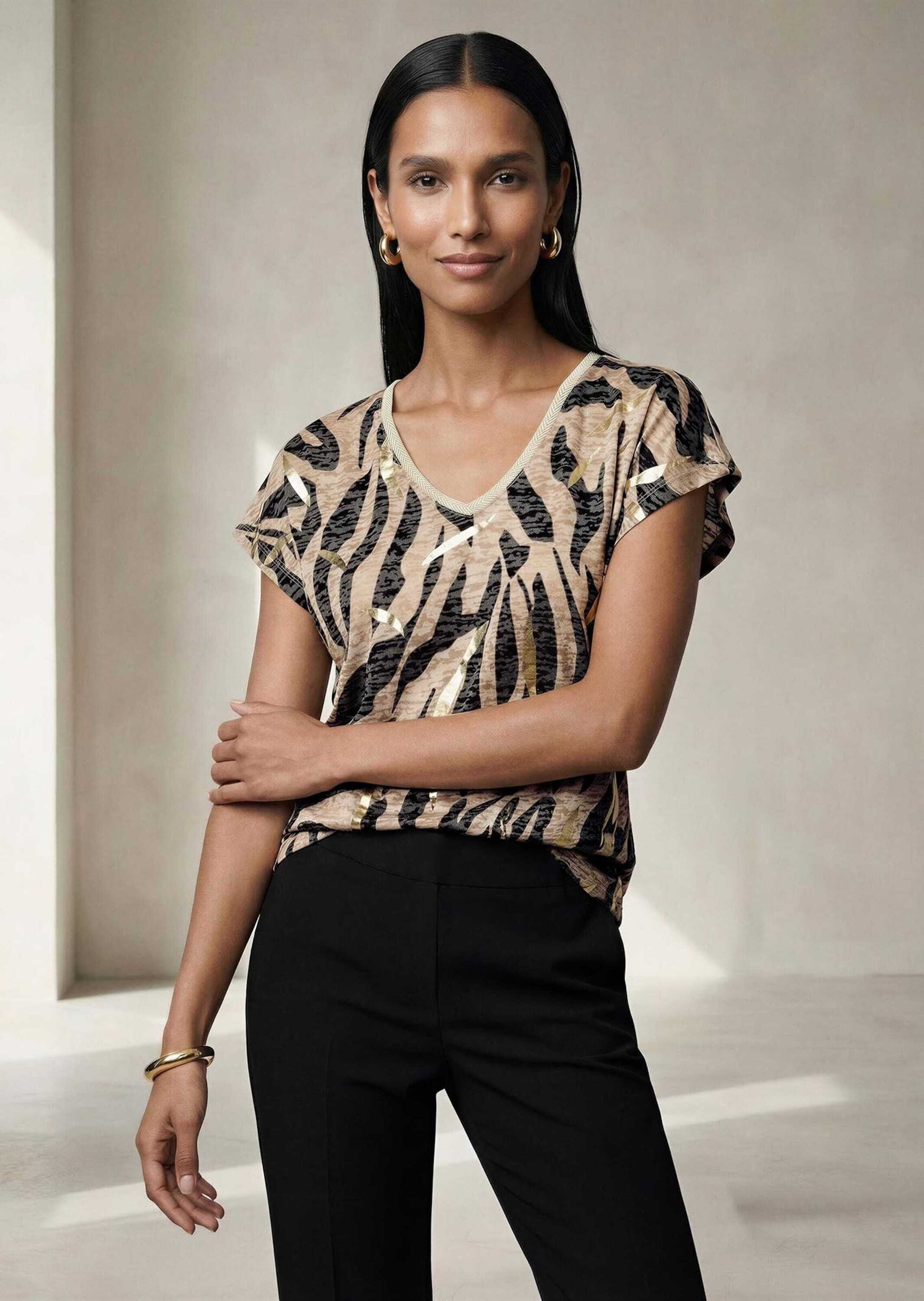 MADELEINE Kurzarmshirt »Shirt Animalprint-Shirt mit V-Ausschnitt«