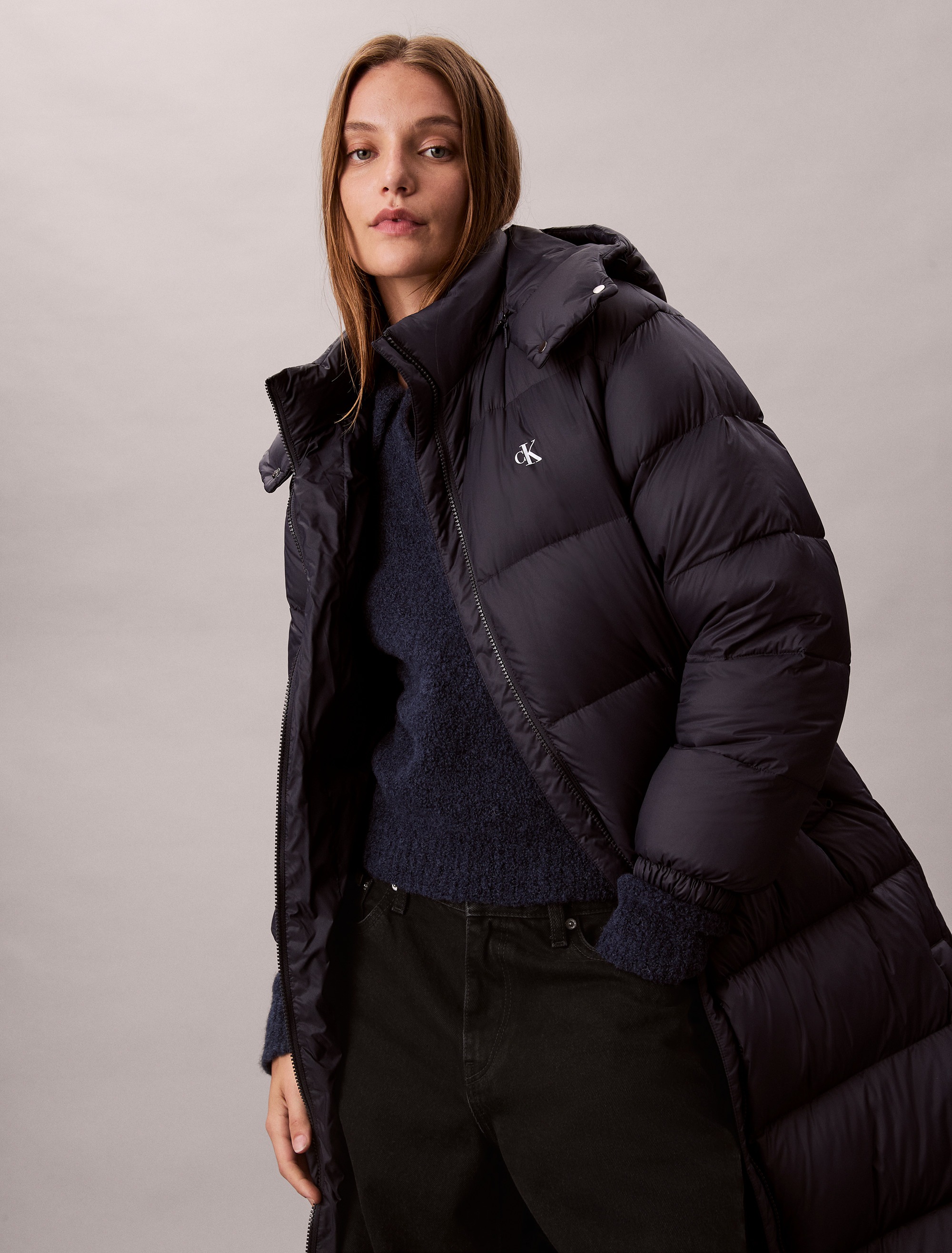 Calvin Klein Jeans Steppmantel »ESSENTIAL MIDWEIGHT LONG PUFFER«, Mit Rundhalsausschnitt, regular fit