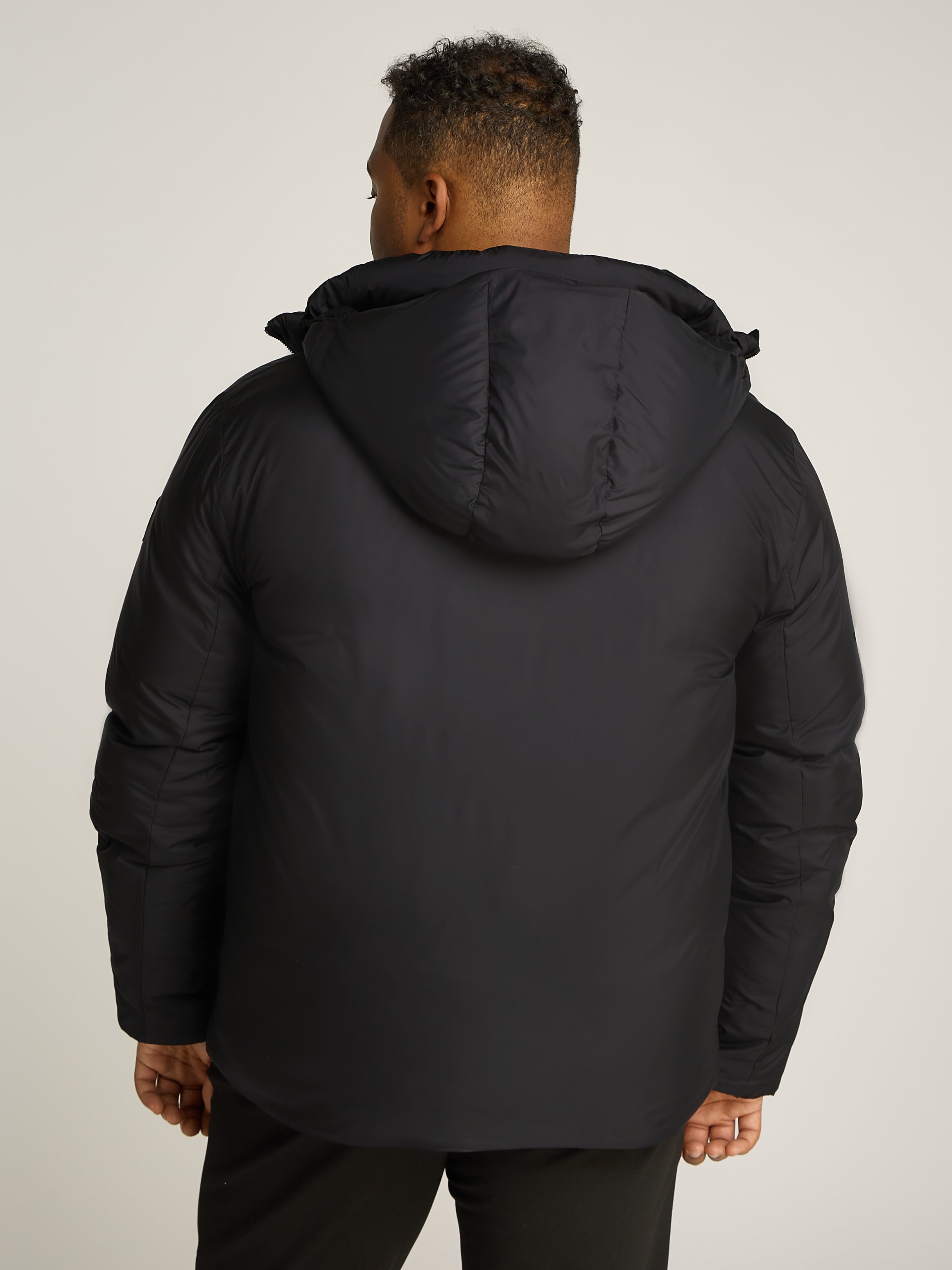 Calvin Klein Big&Tall Outdoorjacke »BT_NON QUILT PADDED HOOD JACKET«, mit Kapuze, in Großen Größen mit Logopatch