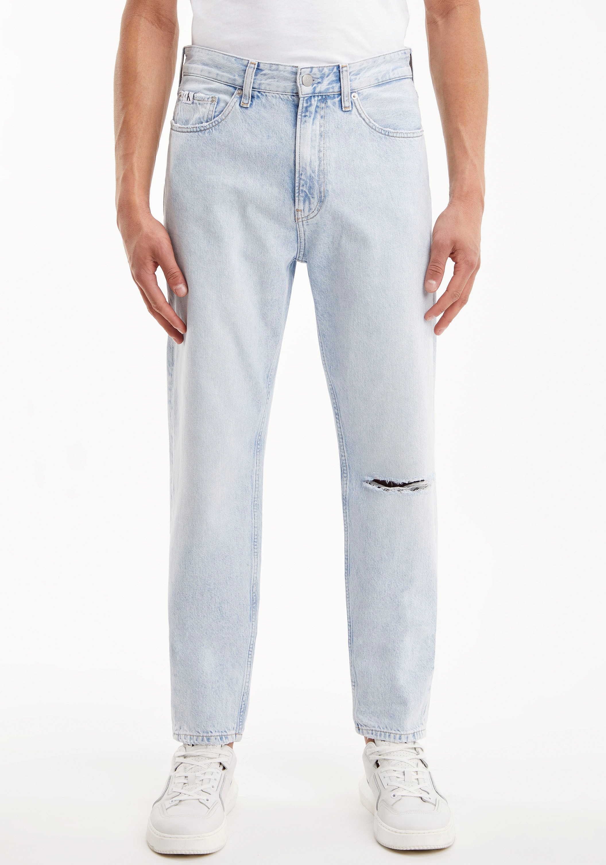 Calvin Klein Jeans Tapered-fit-Jeans "REGULAR TAPER", mit Calvin Klein Leder-Badge