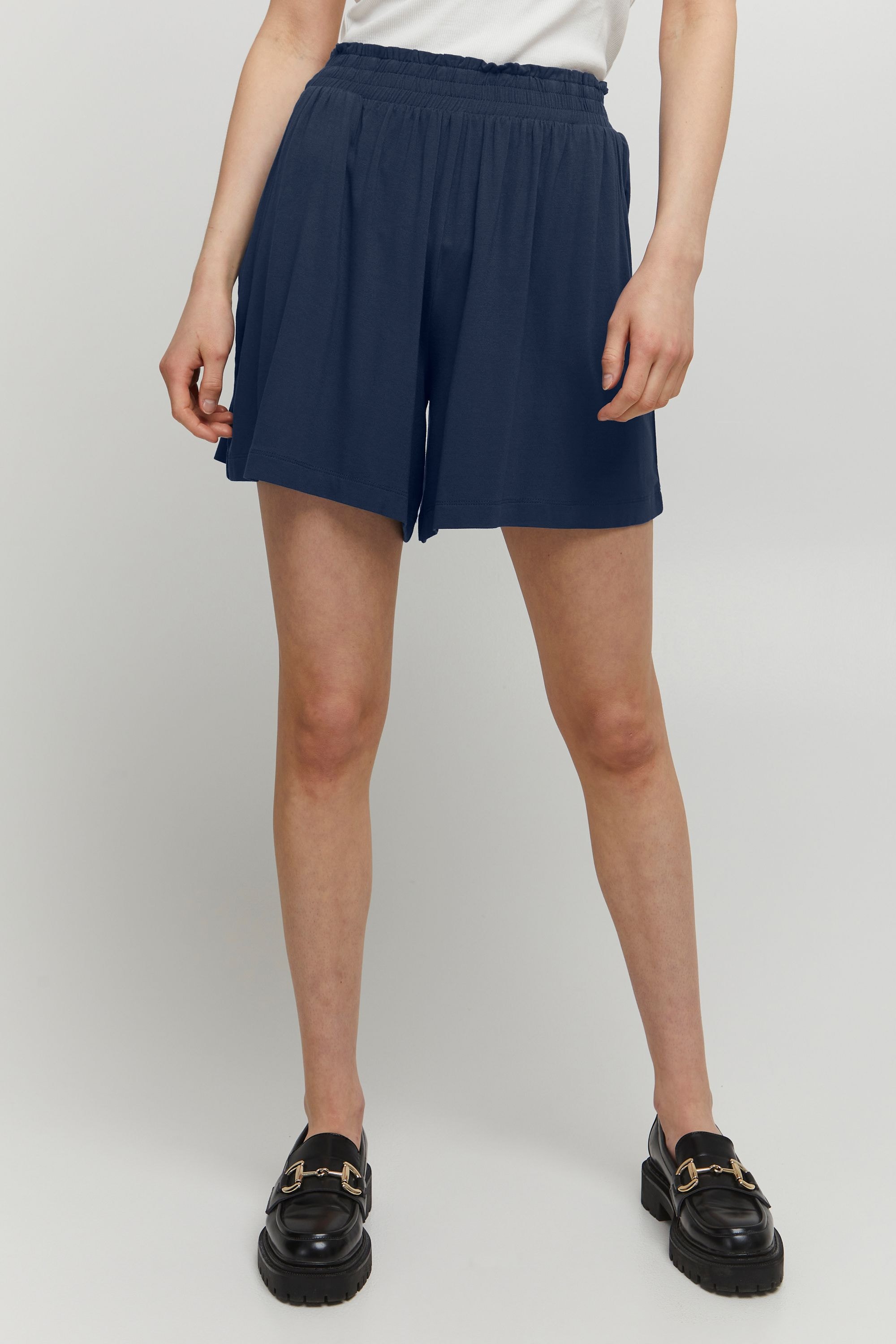 b.young Shorts »Shorts BYUsilia«