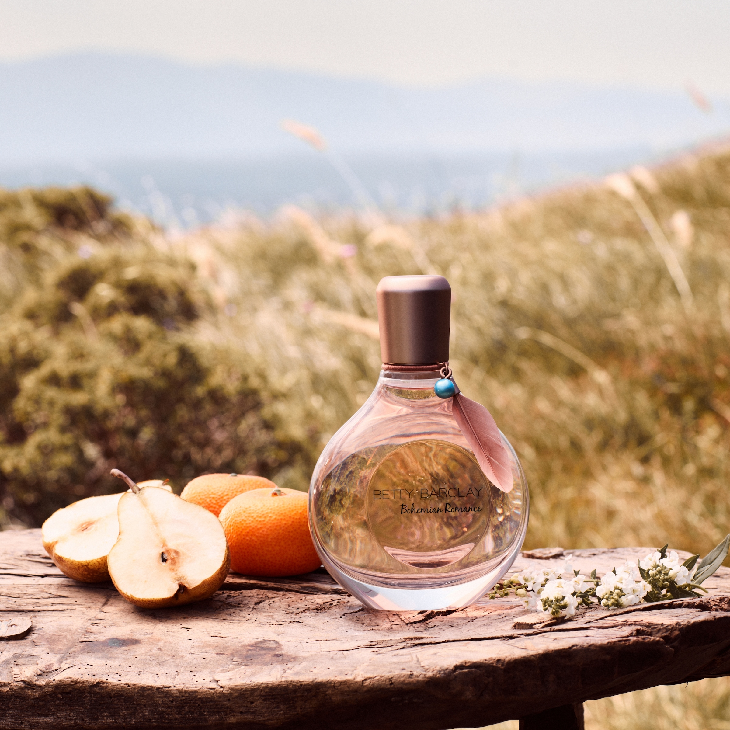 Betty Barclay Eau de Toilette »Betty Barclay Bohemian Romance EDT NATURAL SPRAY 50 ML« Packung, 1 Stk. mit fruchtigen Noten