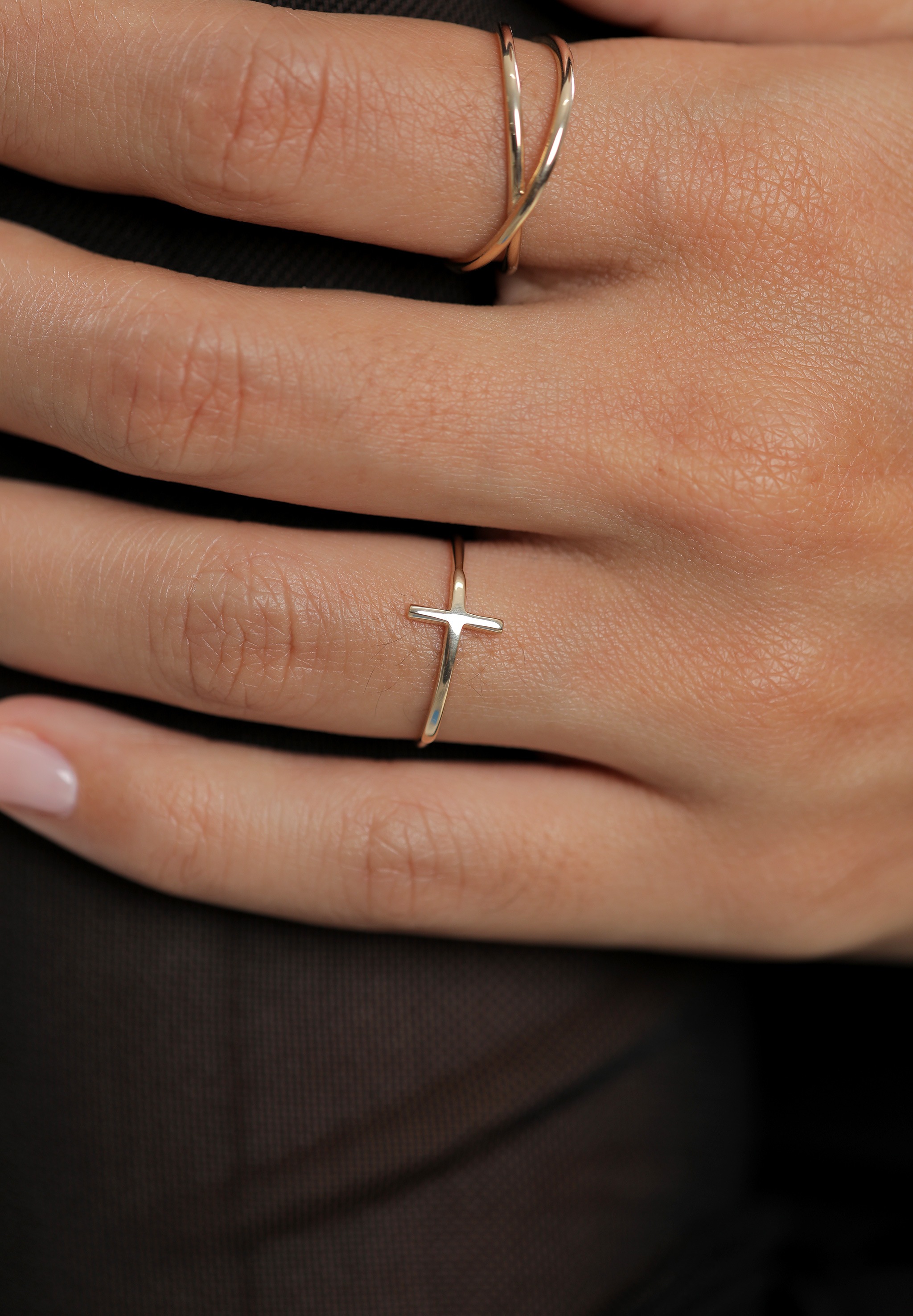 Elli Premium Fingerring »Ring Kreuz 375 Gelbgold«