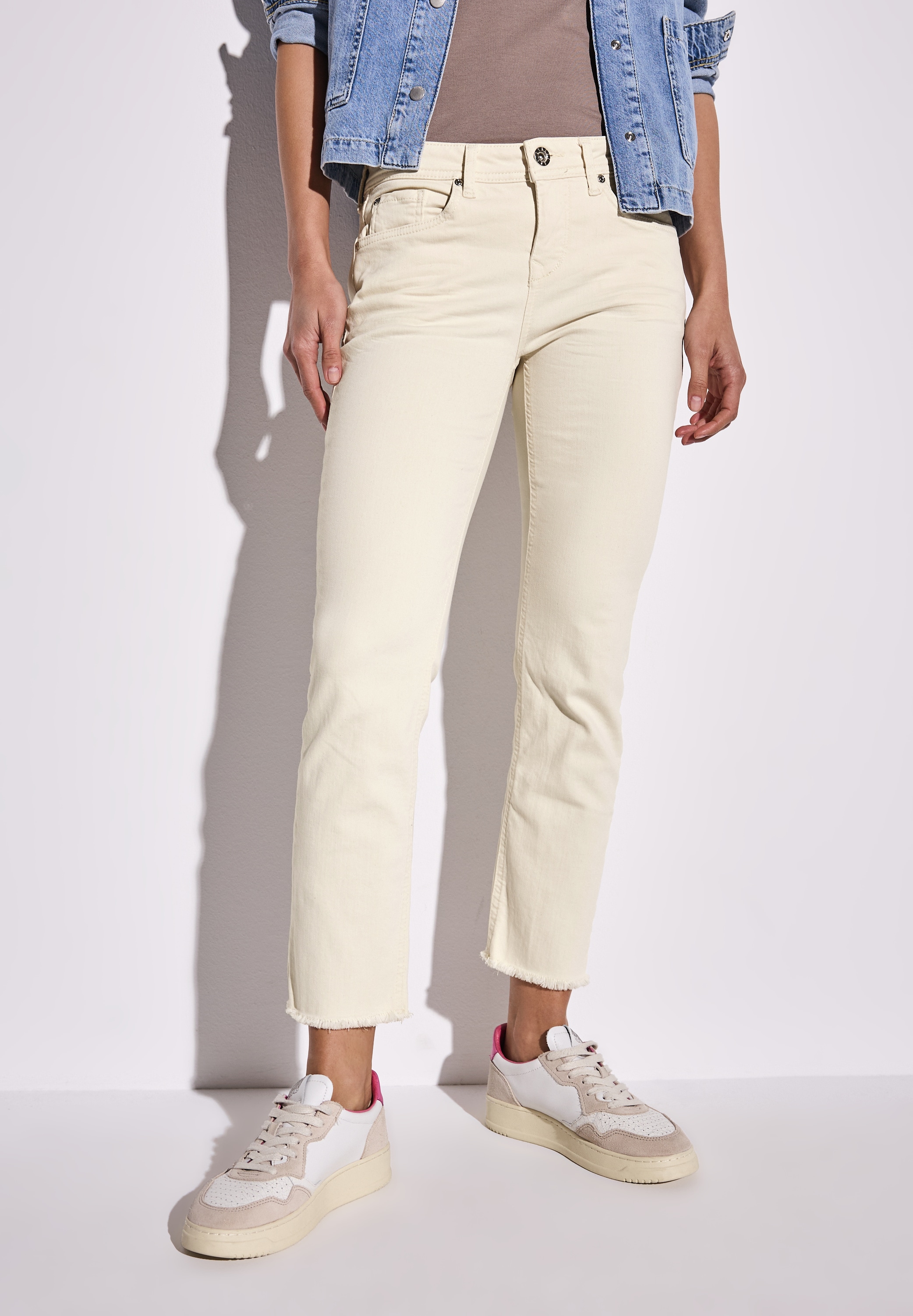 STREET ONE Comfort-fit-Jeans, aus Baumwolle mit Stretchanteil