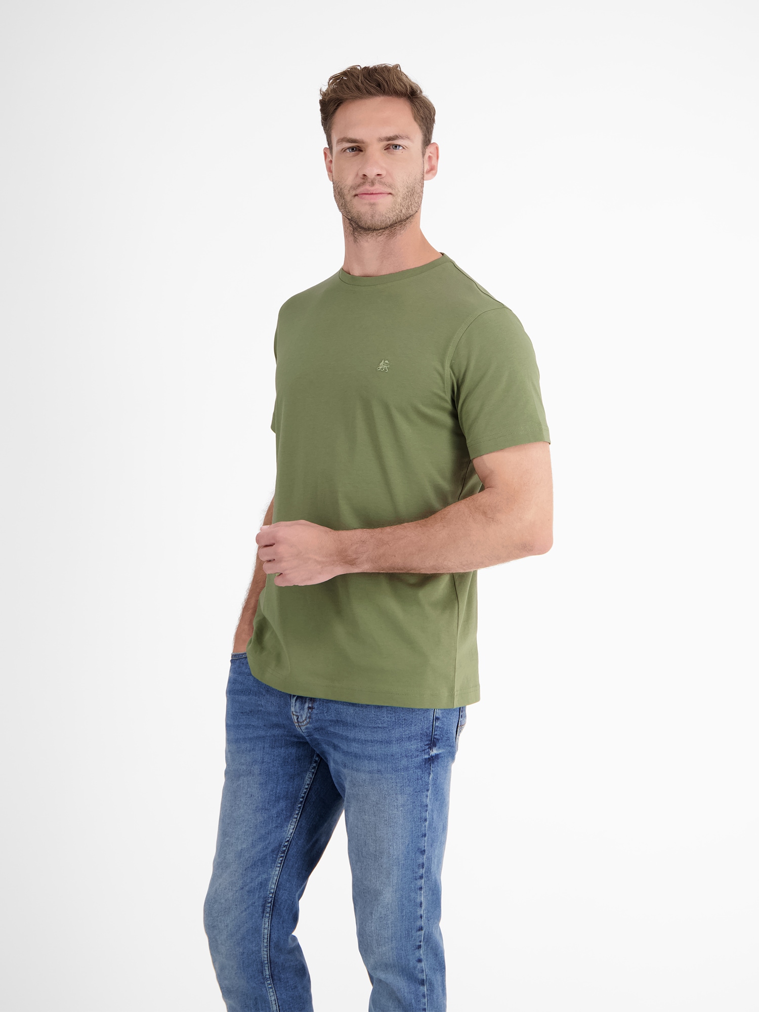 LERROS T-Shirt »LERROS Basic T-Shirt mit Logostitch, unifarben«