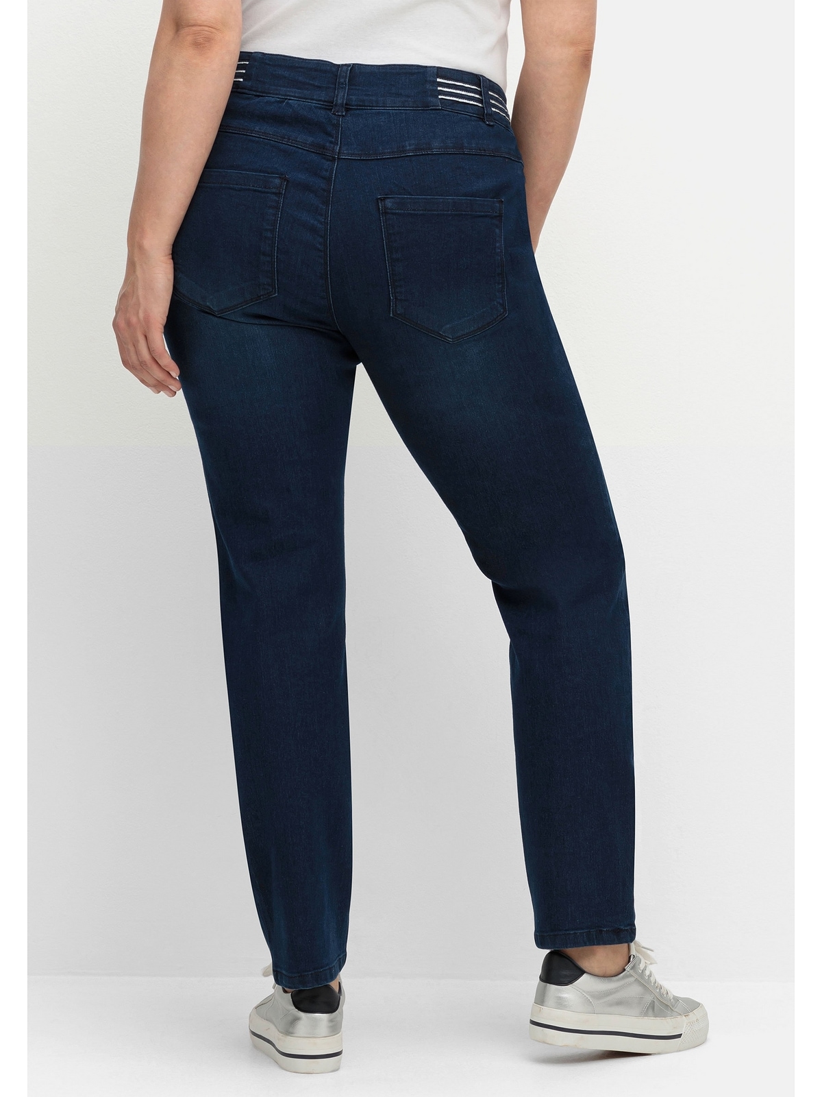 Sheego Stretch-Jeans »Große Größen«, mit Glitzer-Zierband am Bund